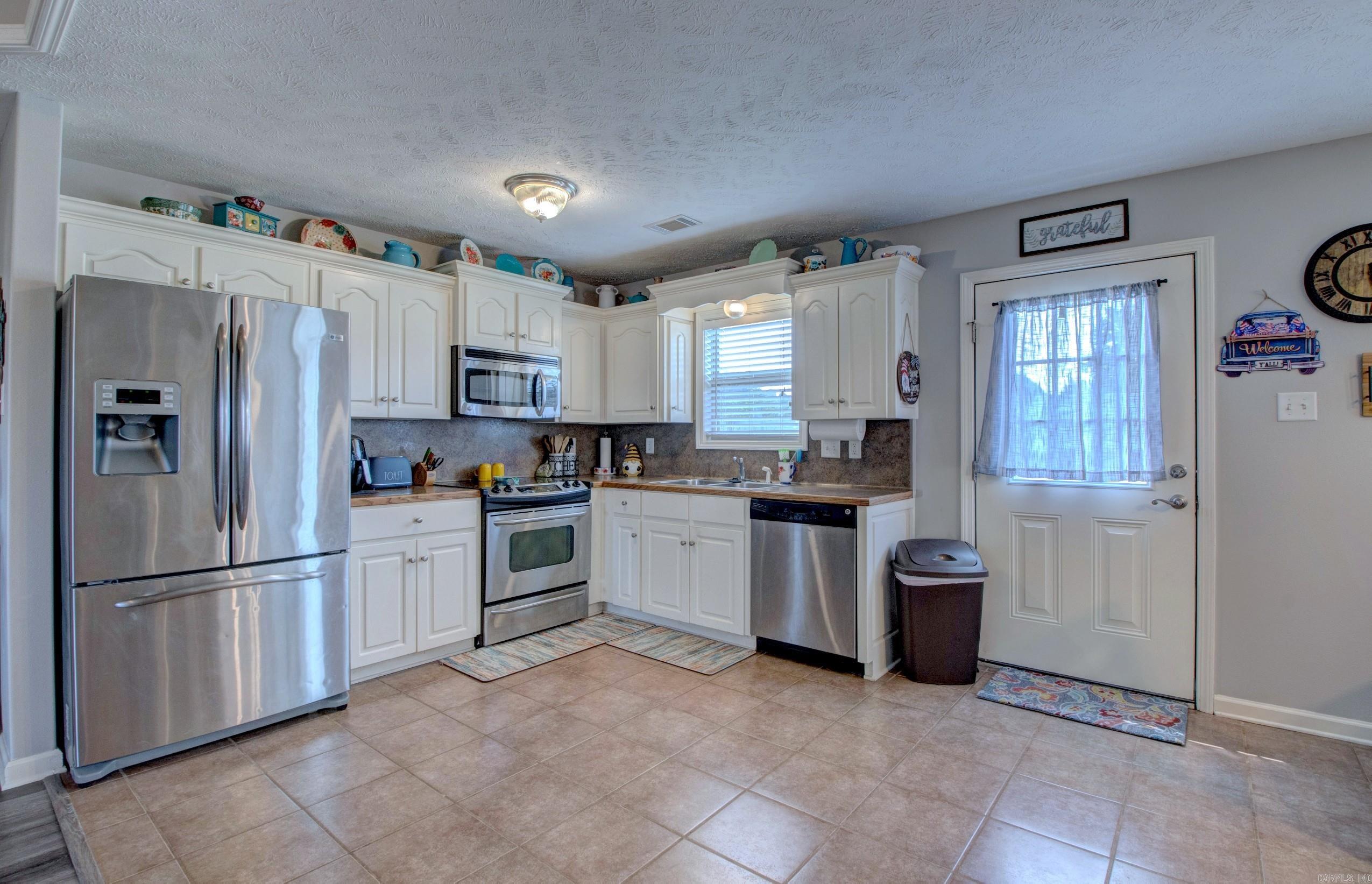 32 Seminole Circle Property Photo 11