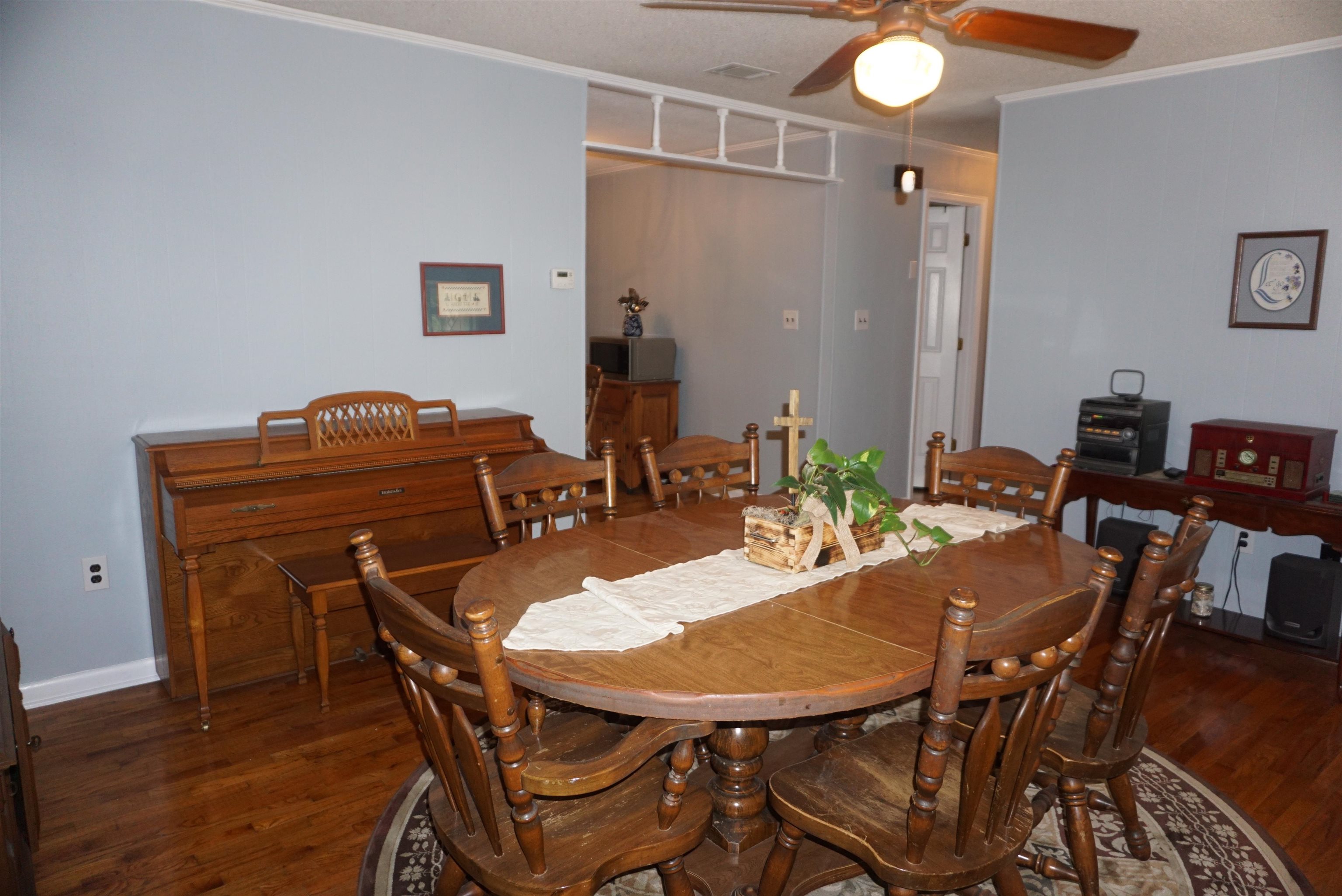 536 Old Railroad Road Property Photo 2