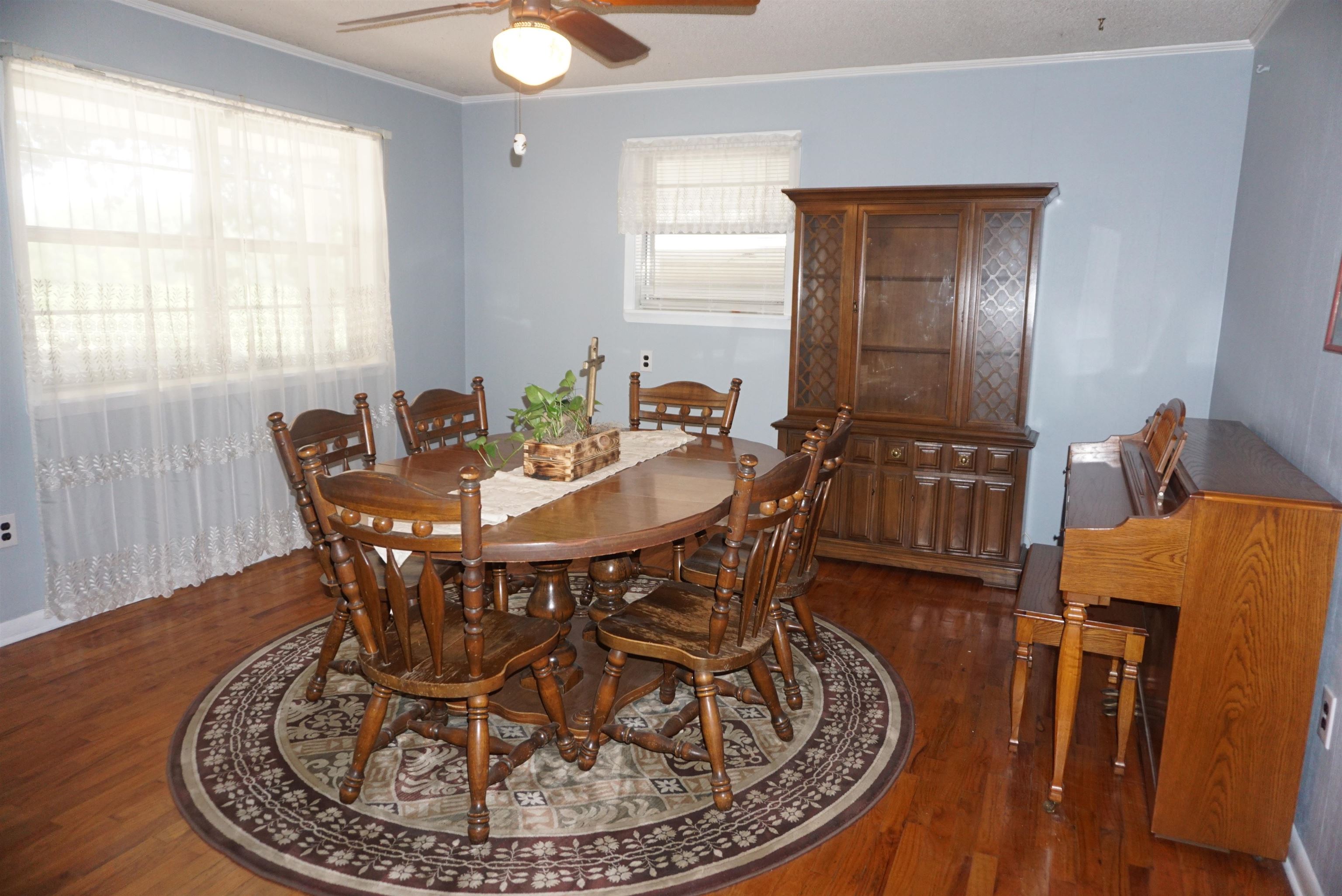 536 Old Railroad Road Property Photo 4