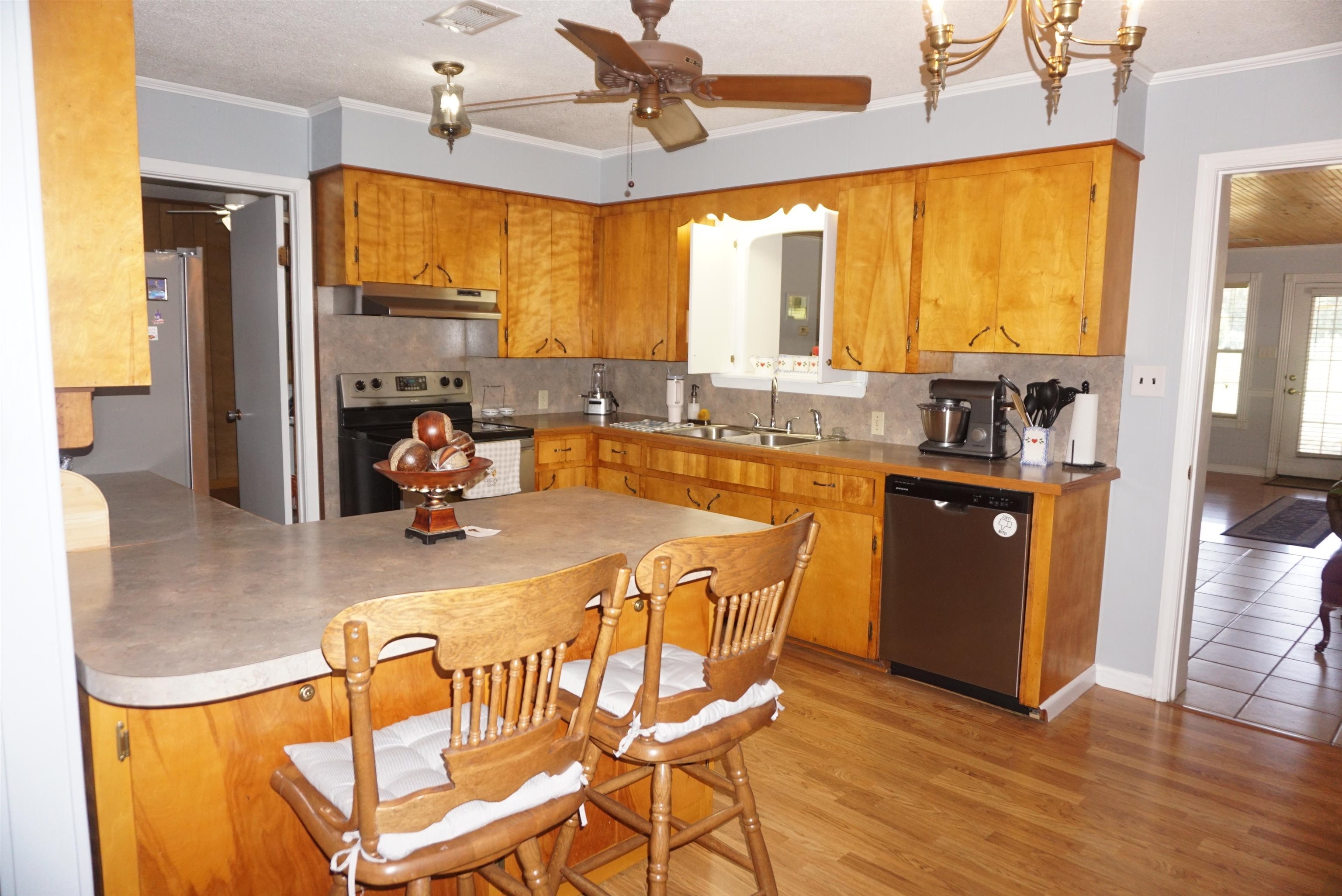 536 Old Railroad Road Property Photo 6