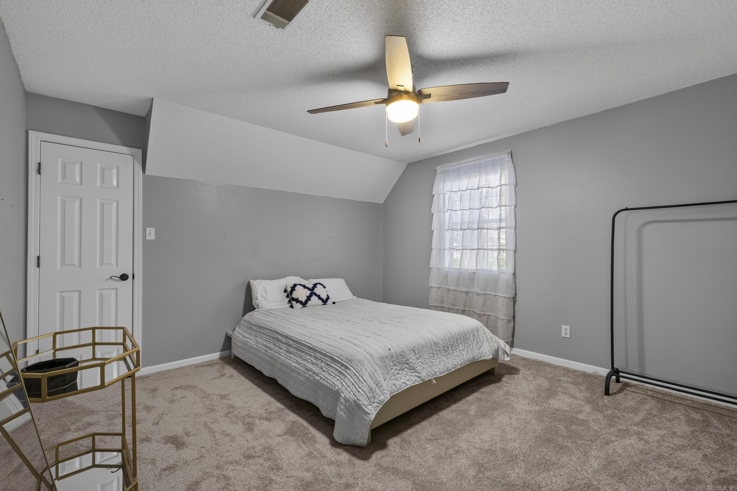 15 Tennyson Court Property Photo 32
