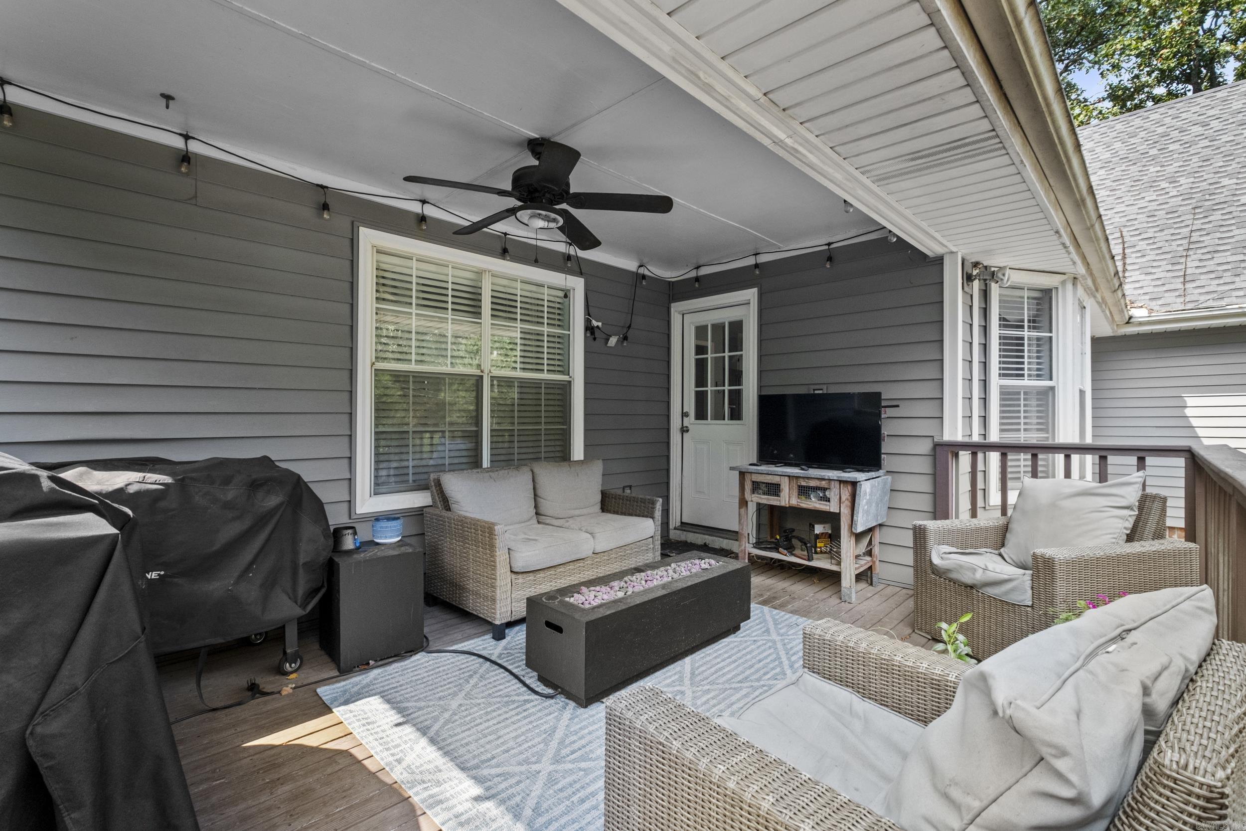 15 Tennyson Court Property Photo 38