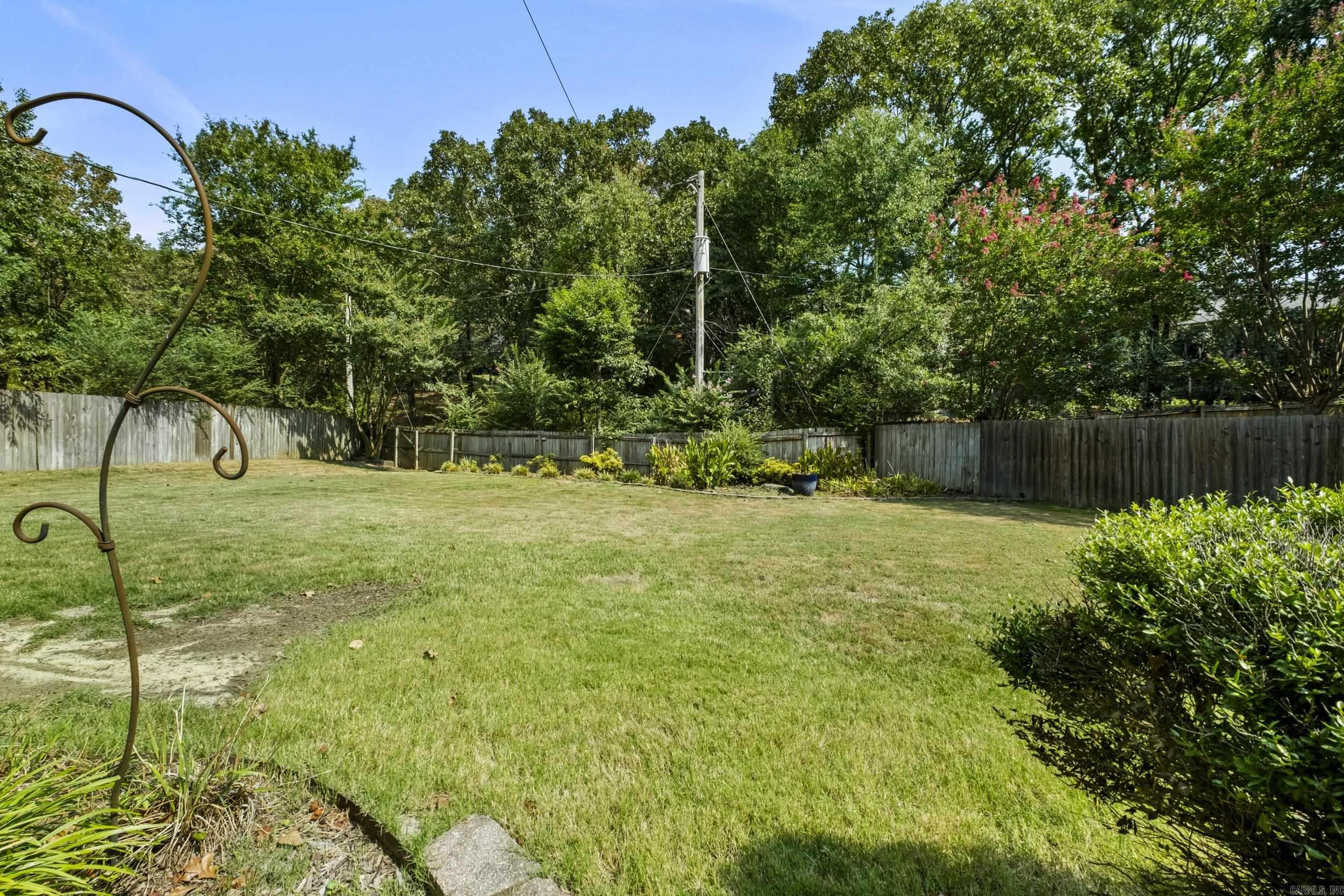 15 Tennyson Court Property Photo 40