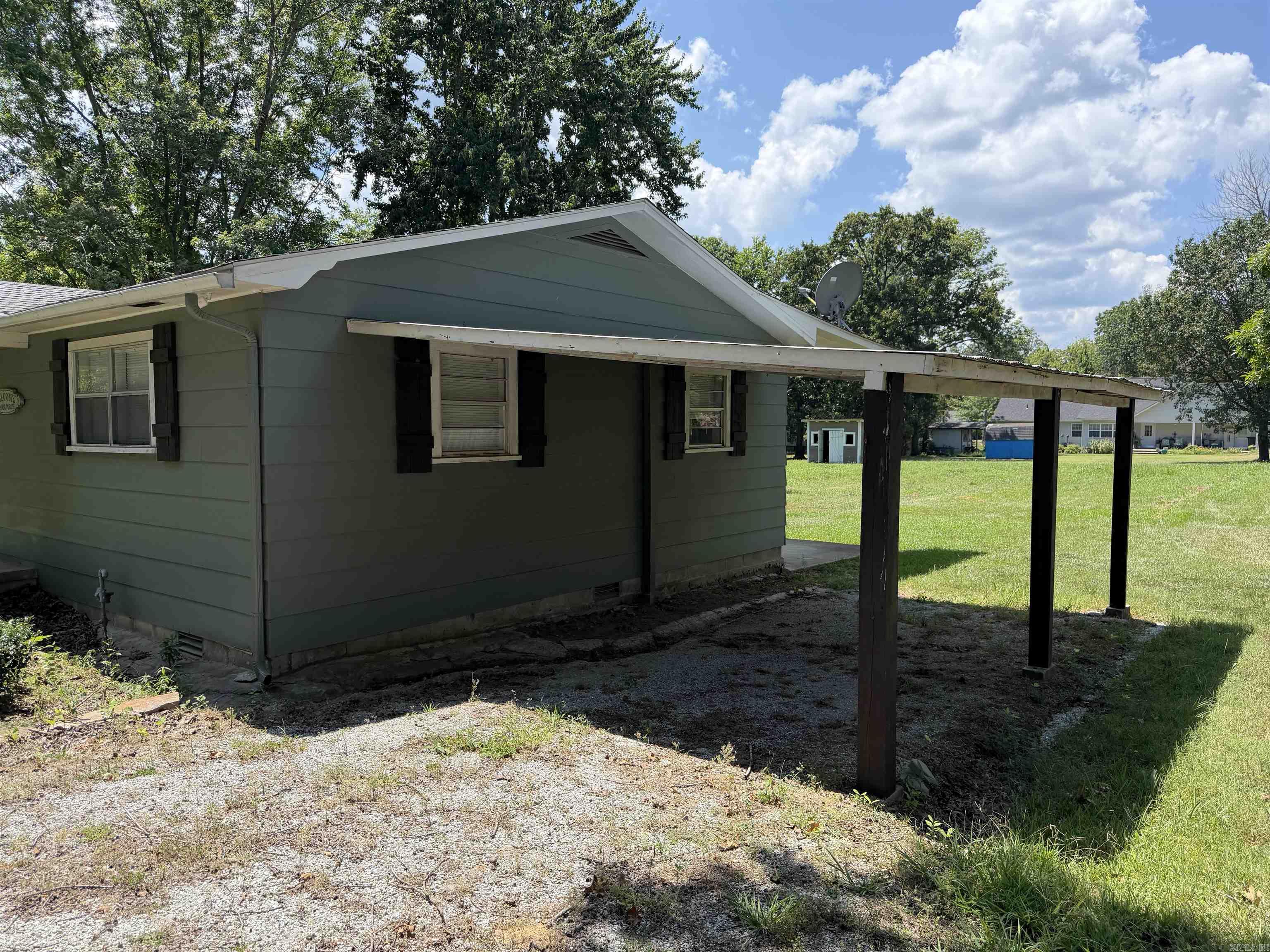 212 N Union Avenue Property Photo 9