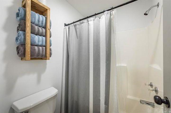 8546 Edgemont Rd Property Photo 23