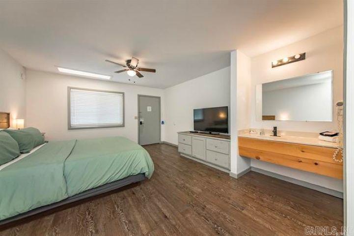 8546 Edgemont Rd Property Photo 24