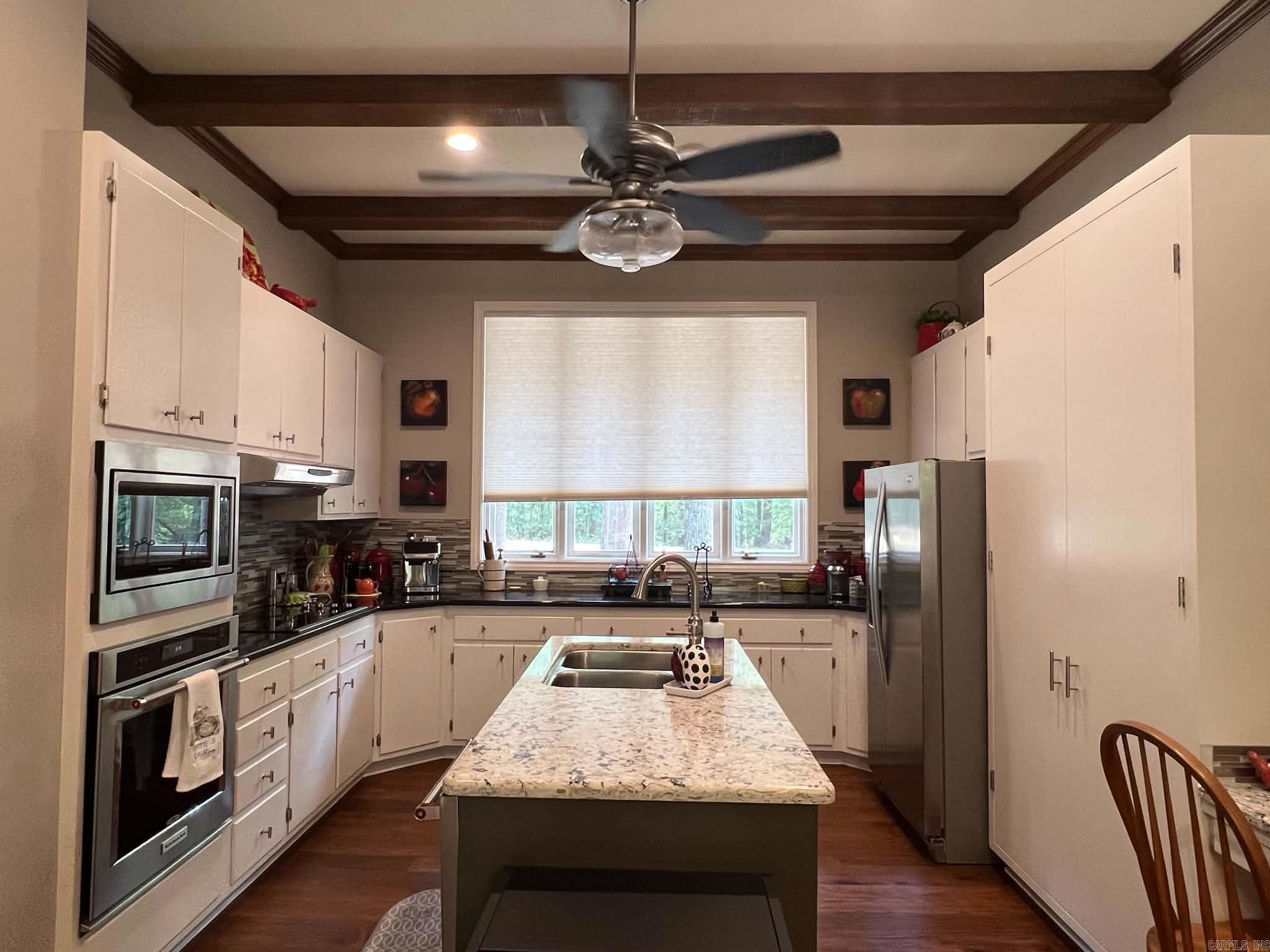 509 S Oakley Property Photo 4