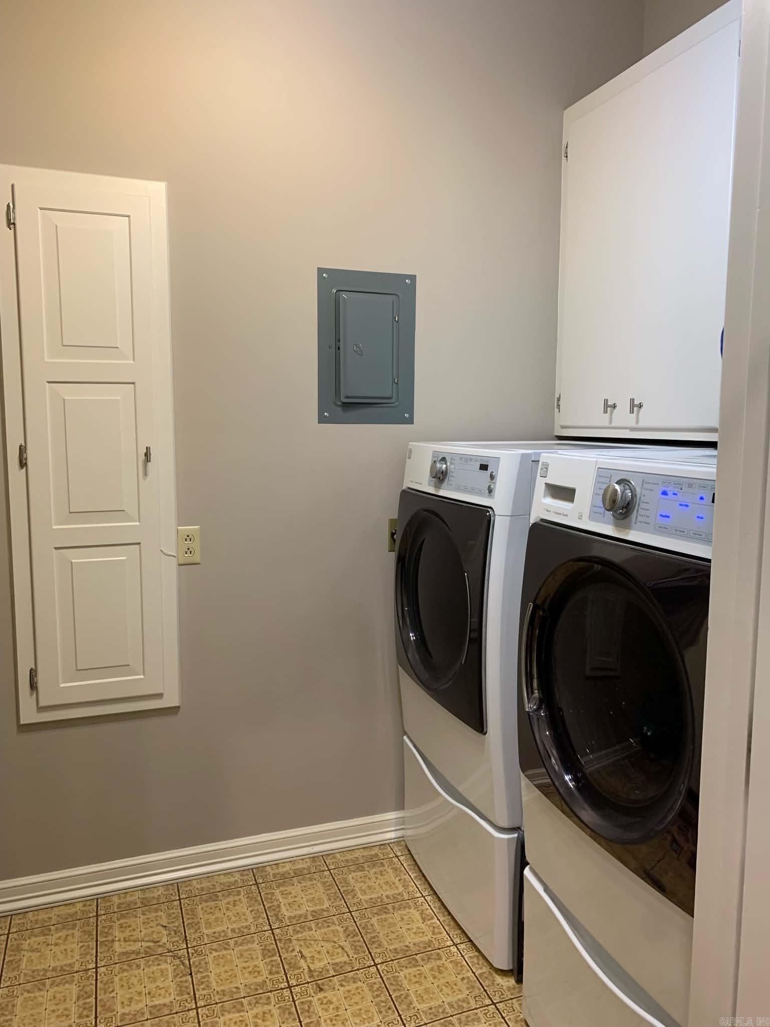 509 S Oakley Property Photo 44