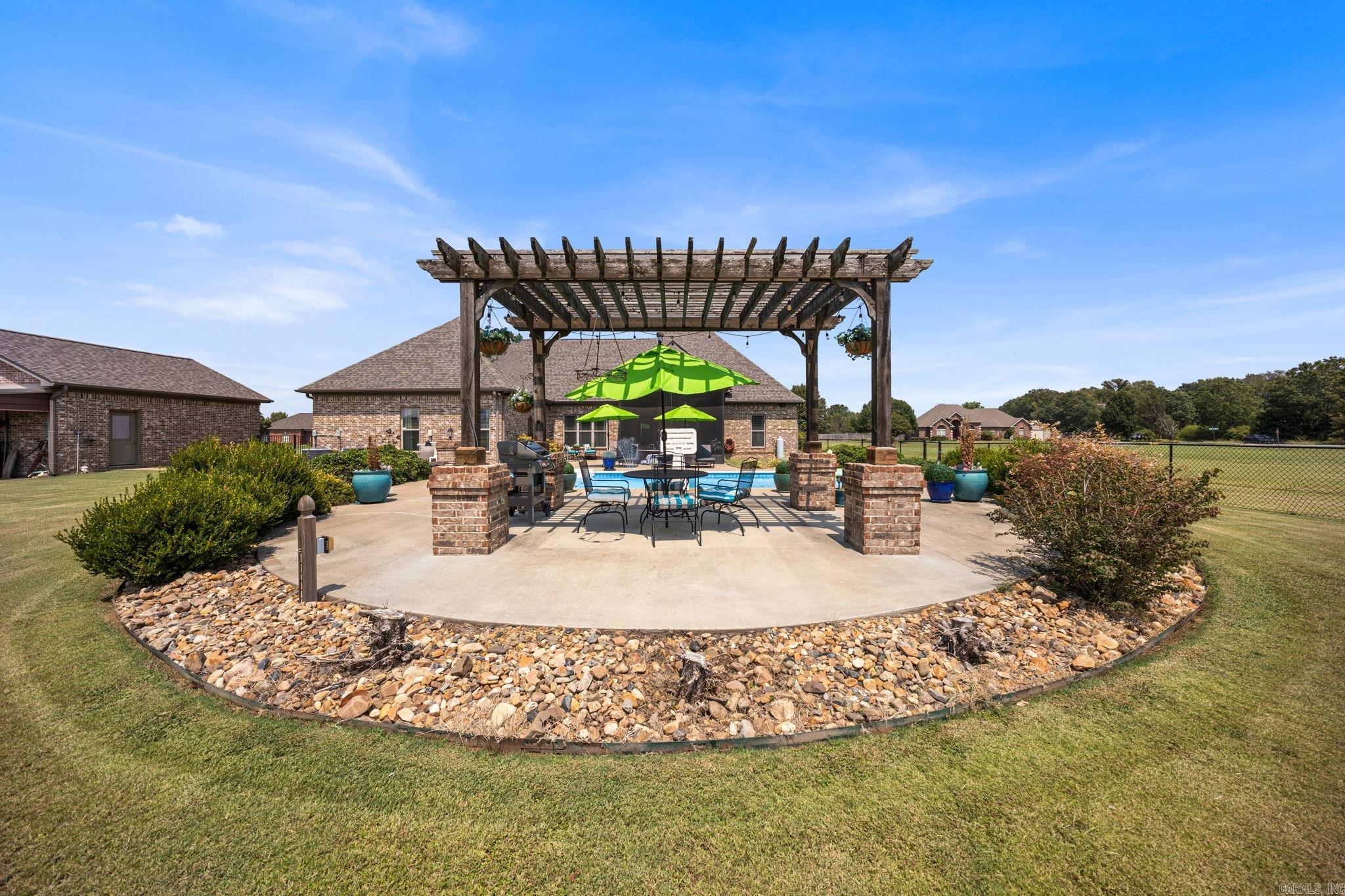 45 Prairie Crossing Cove Property Photo 41