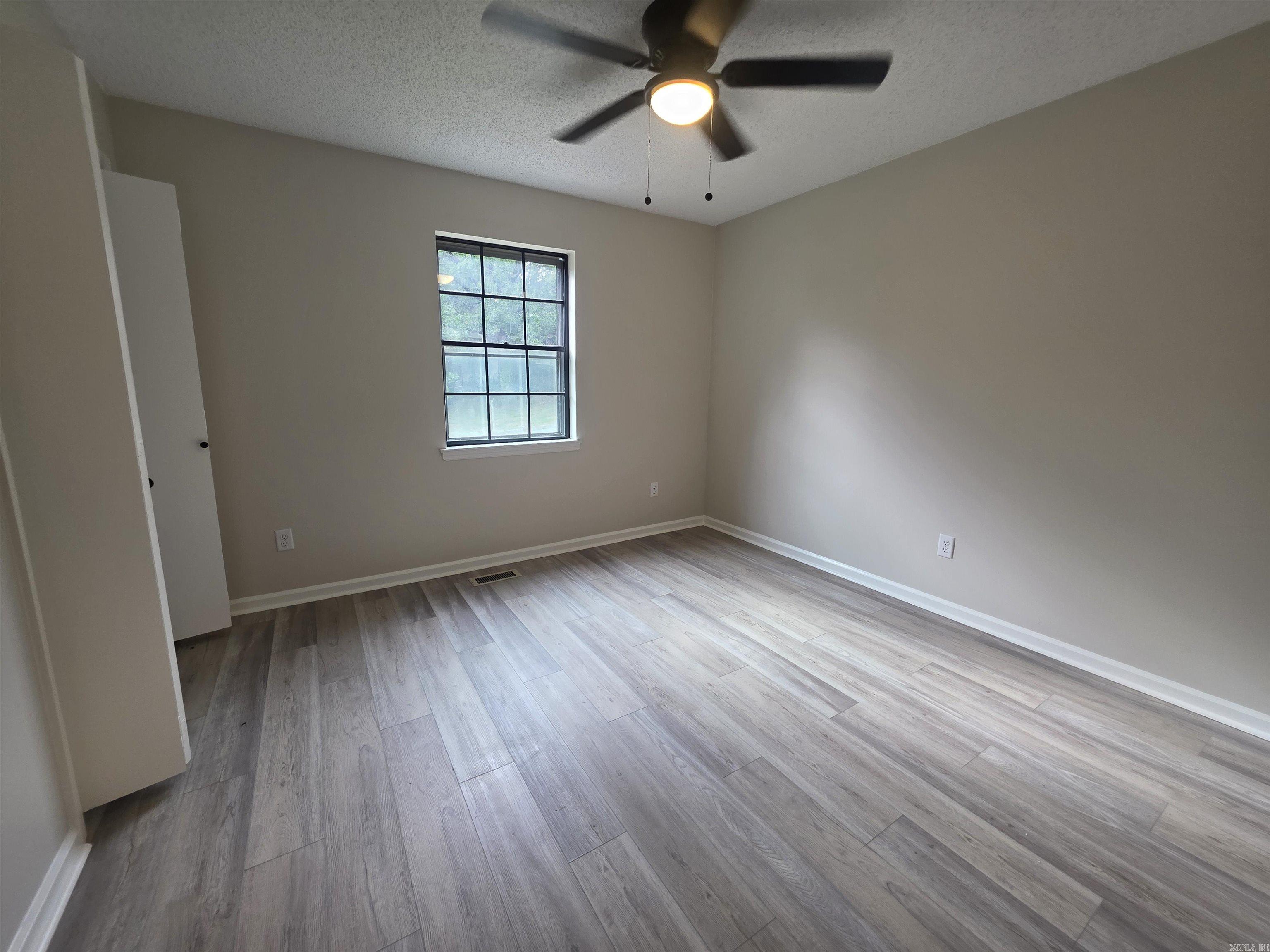 12320 Shawnee Forest Drive Property Photo 12
