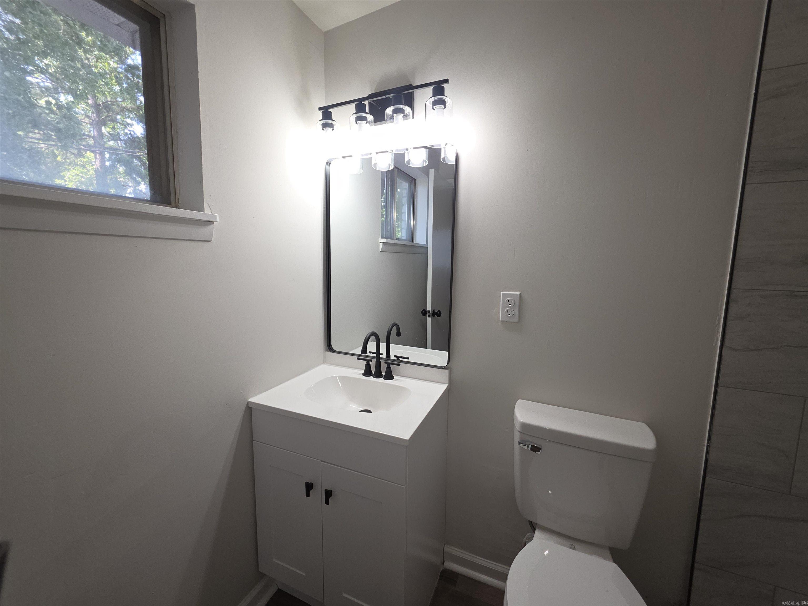 1516 Gregory Street Property Photo 18