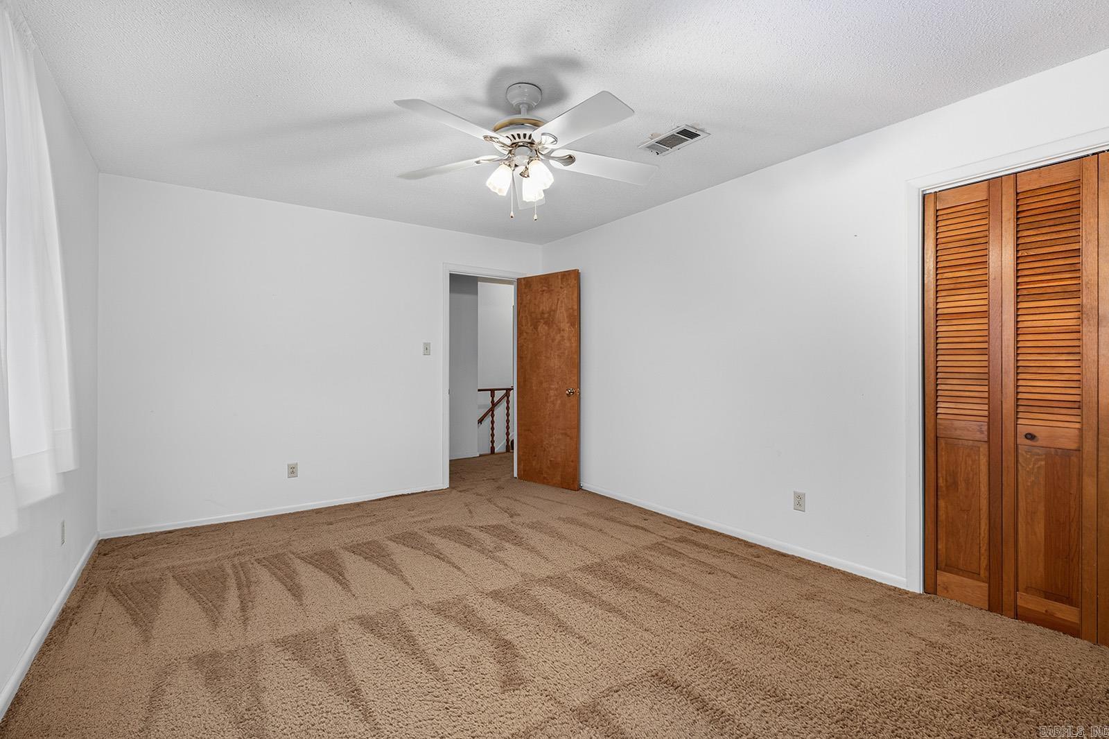 37 Cardinal Valley Drive Property Photo 20