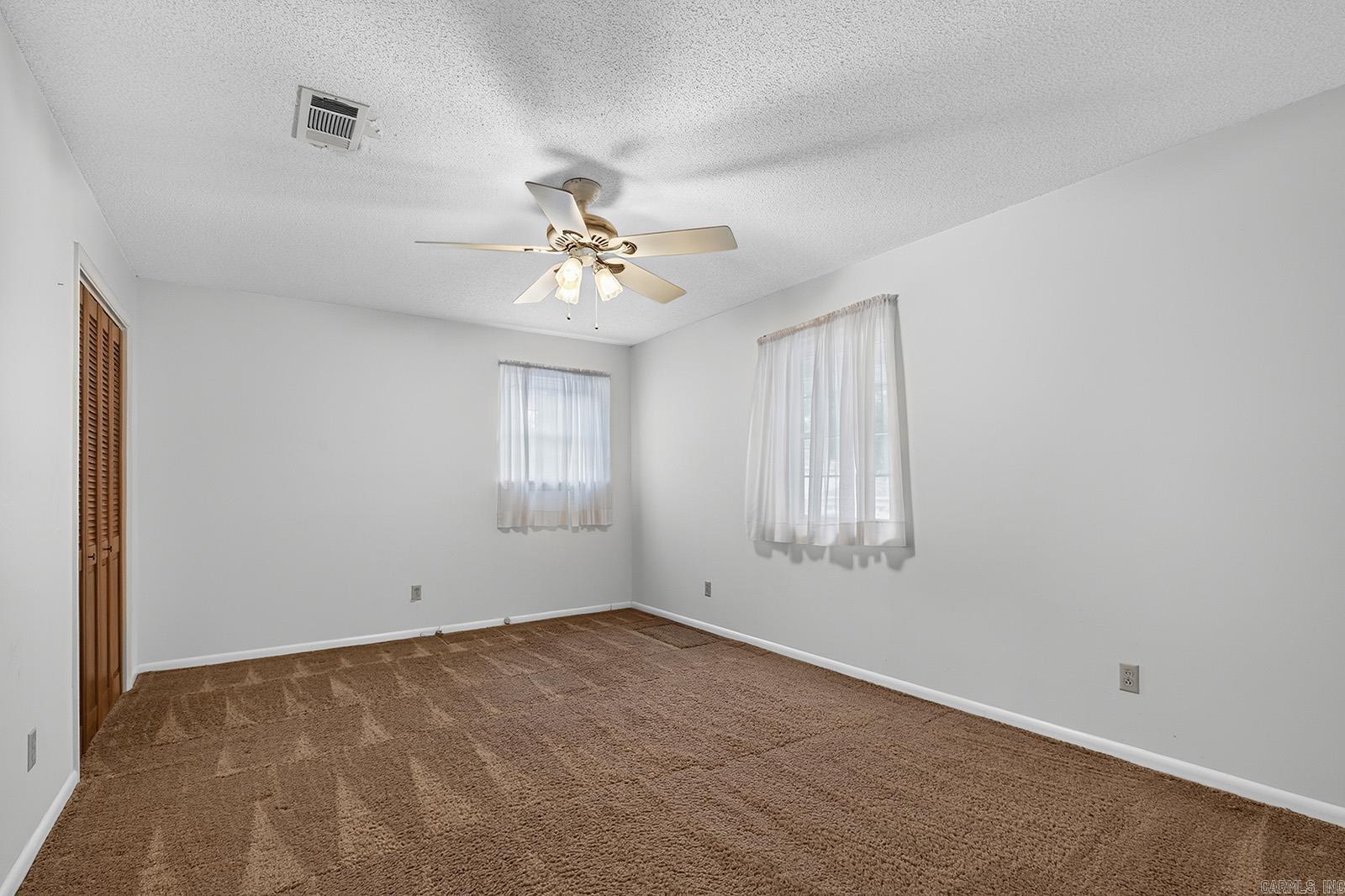 37 Cardinal Valley Drive Property Photo 21