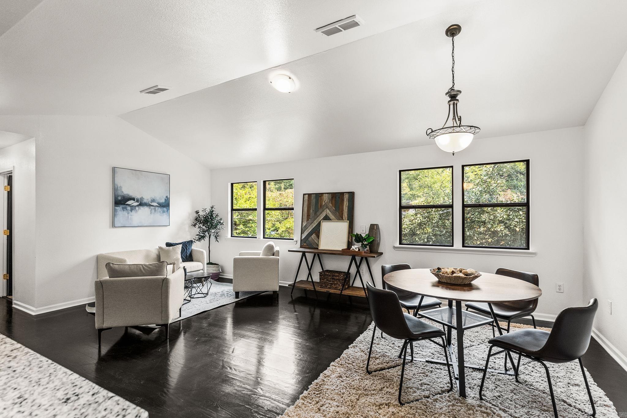 2016 Durwood Road Property Photo 11