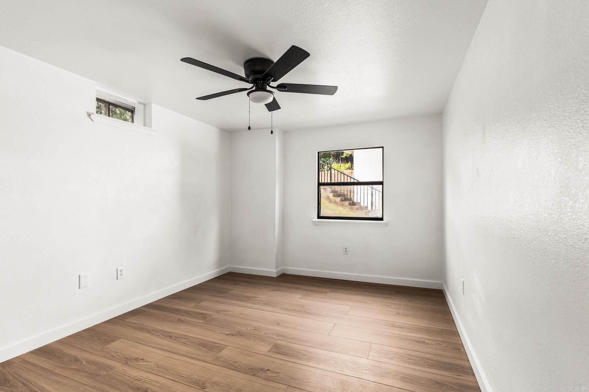 2016 Durwood Road Property Photo 37