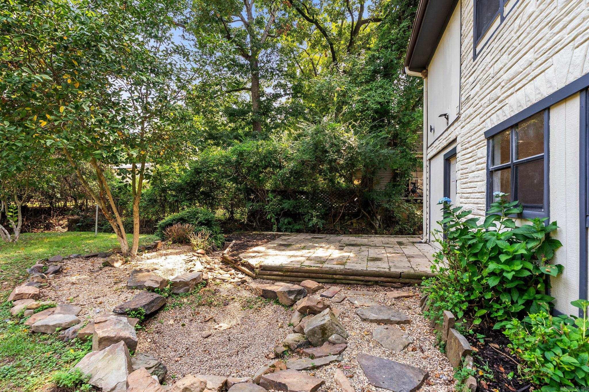 2016 Durwood Road Property Photo 43