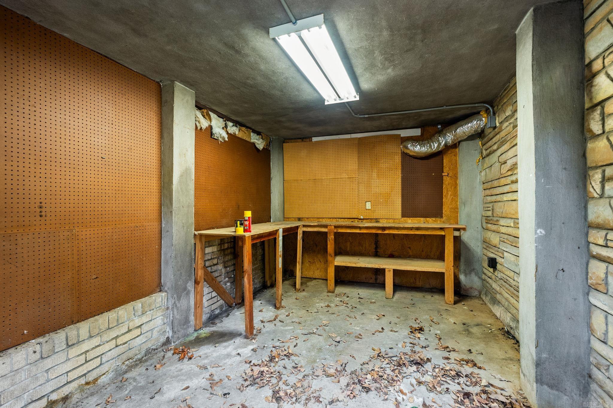 2016 Durwood Road Property Photo 44