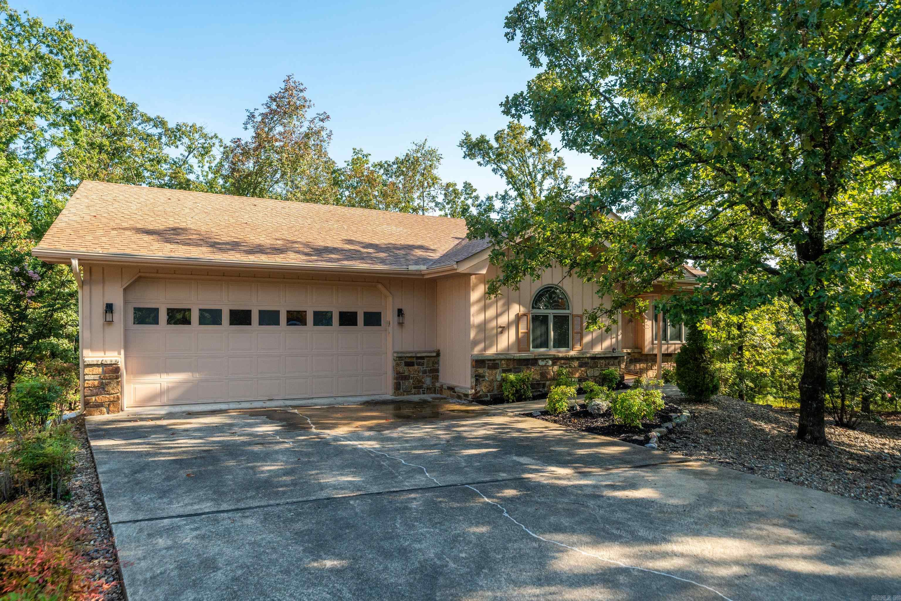 7 Paterna Lane Property Photo 3