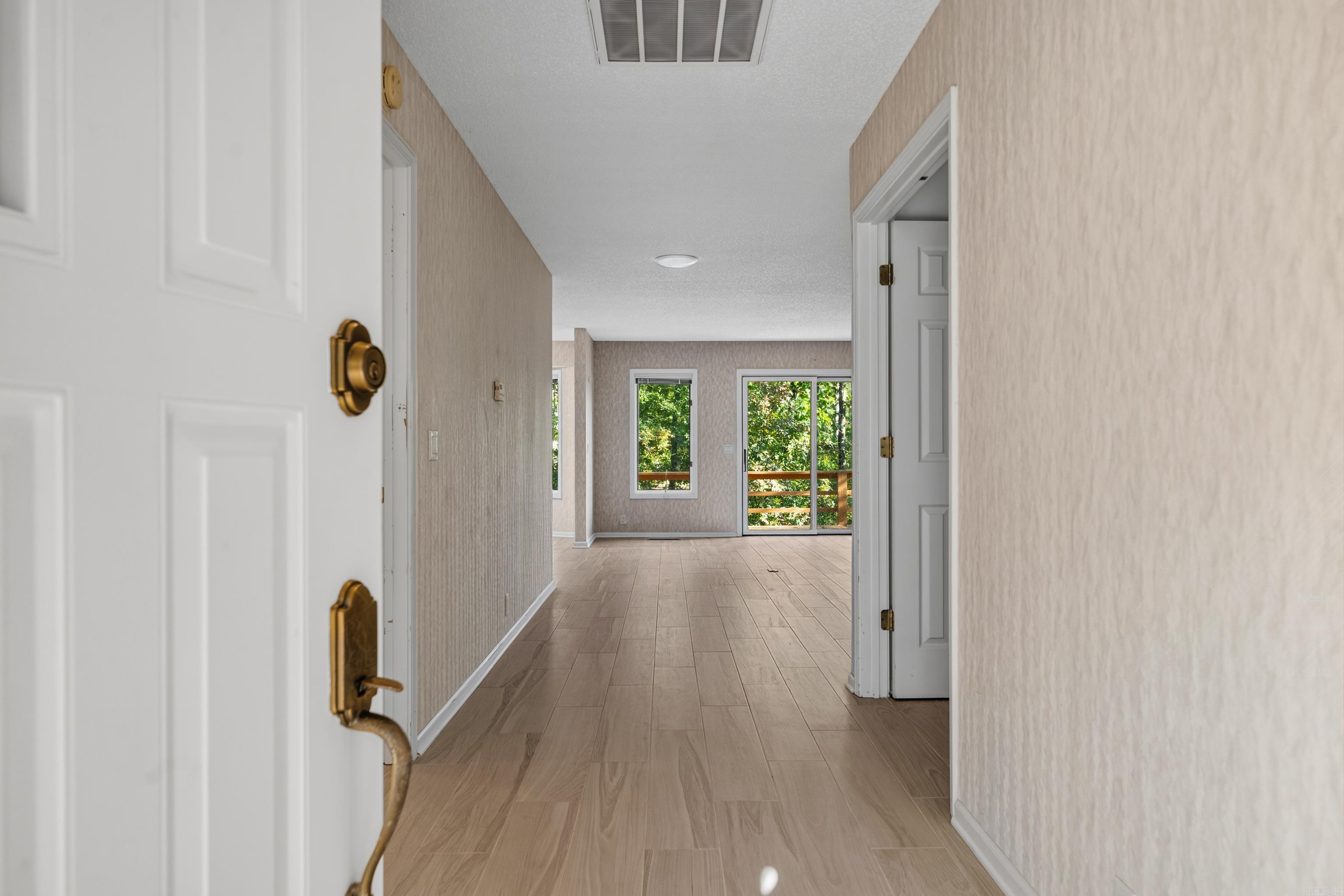 7 Paterna Lane Property Photo 4