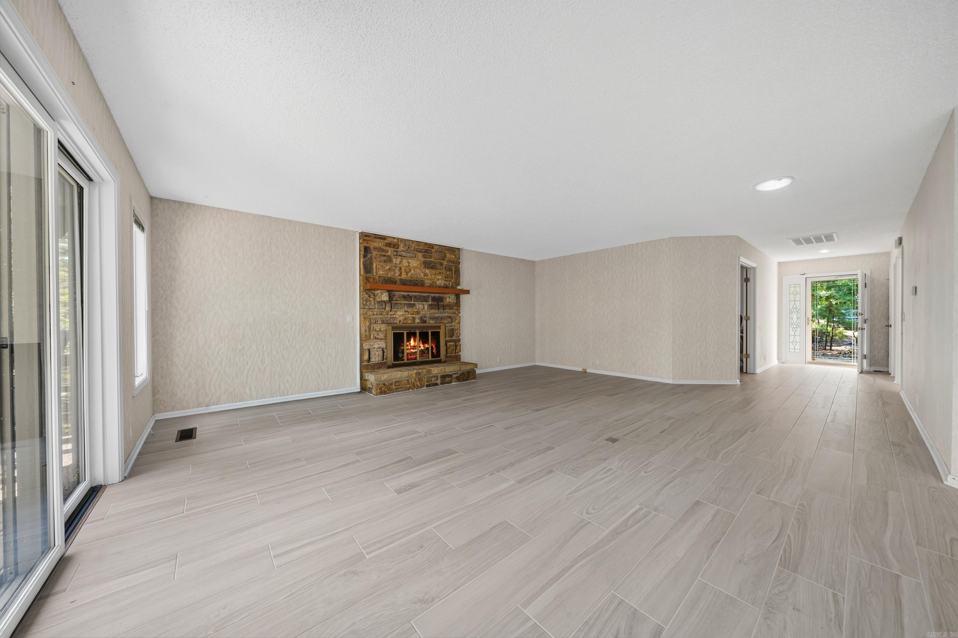 7 Paterna Lane Property Photo 5