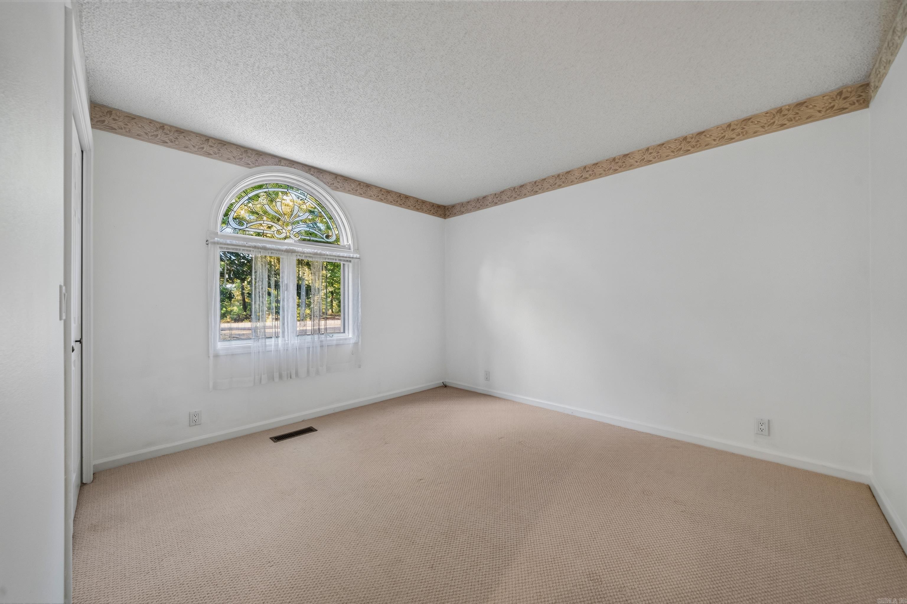 7 Paterna Lane Property Photo 15