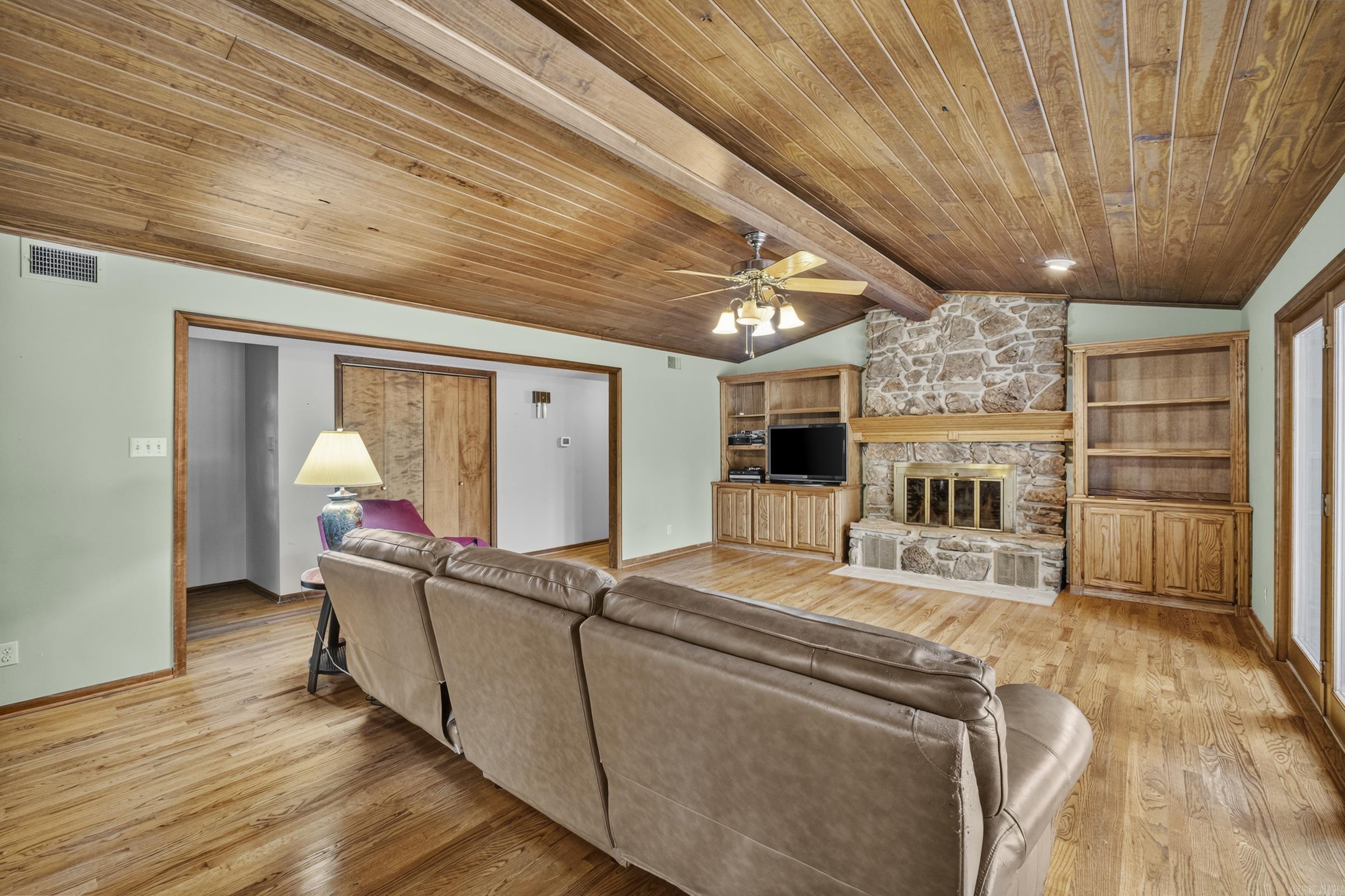 3040 Campground Road Property Photo 3