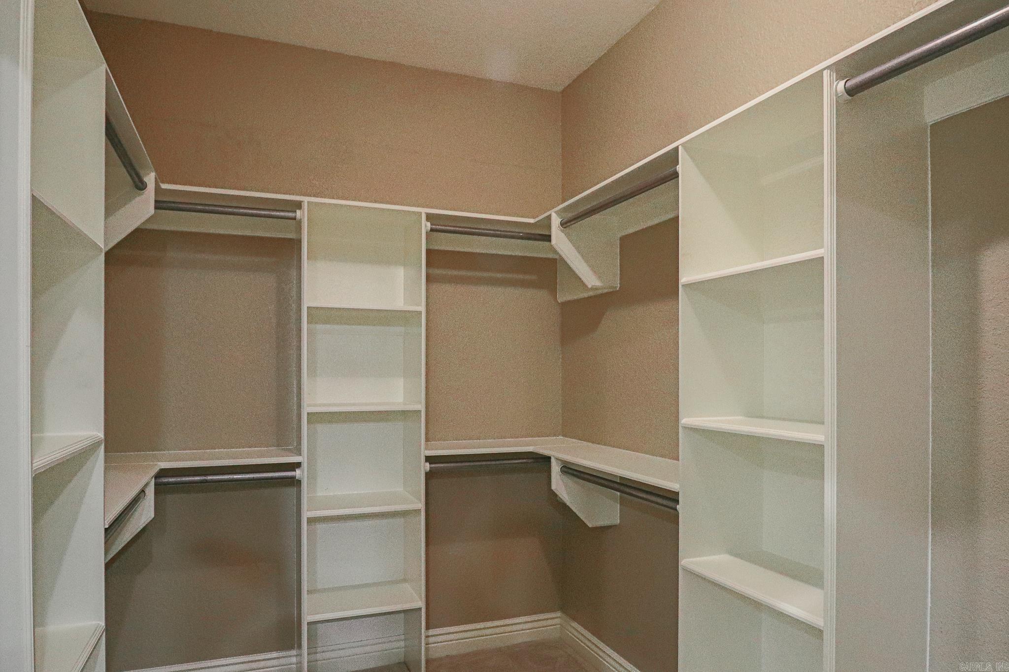 3113 Annadale Cove Property Photo 29