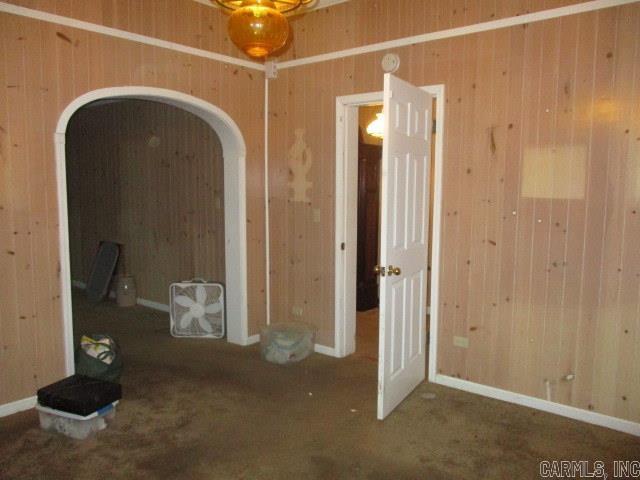 424 E Lake Street Property Photo 5