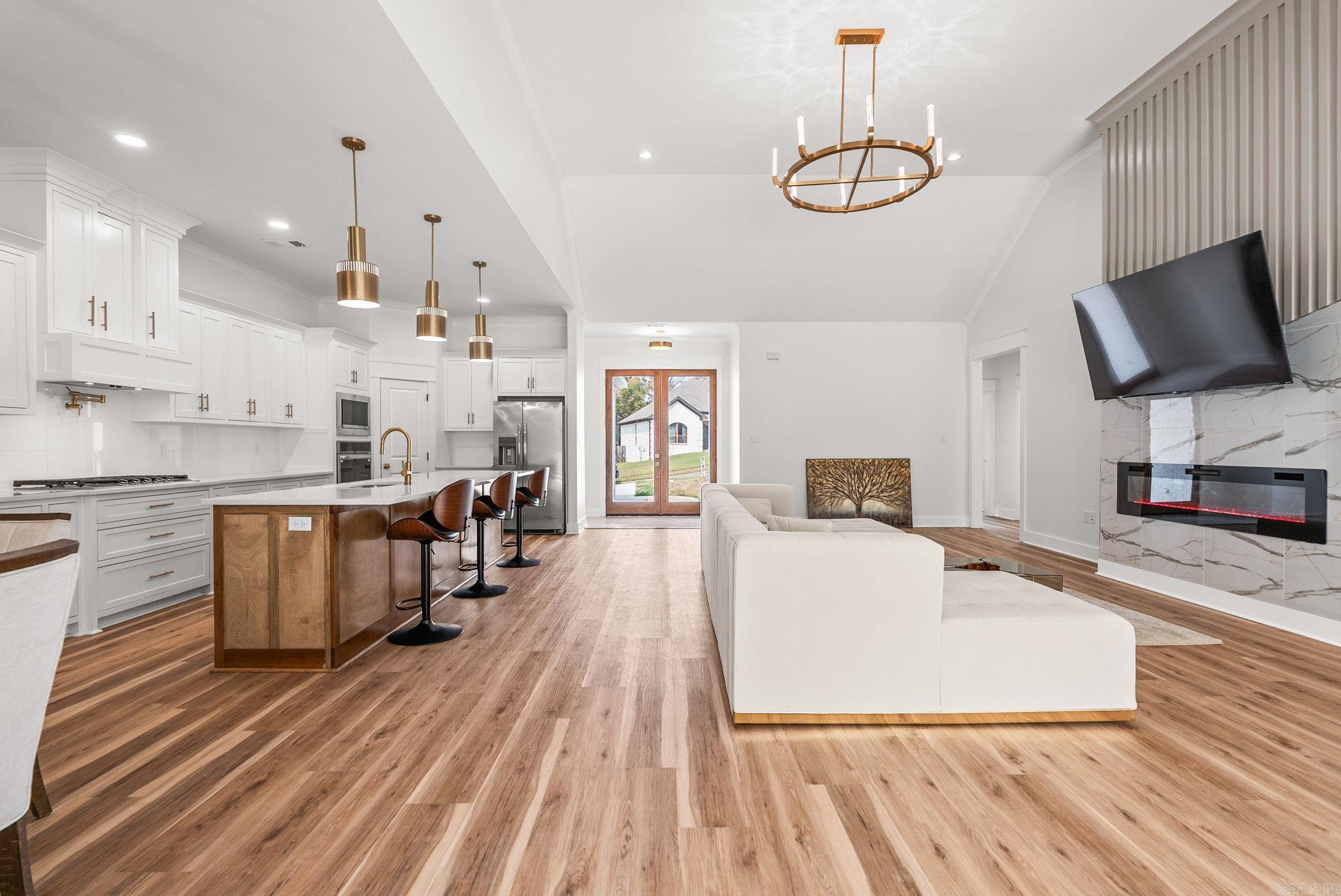1008 Sussix Loop Property Photo 20