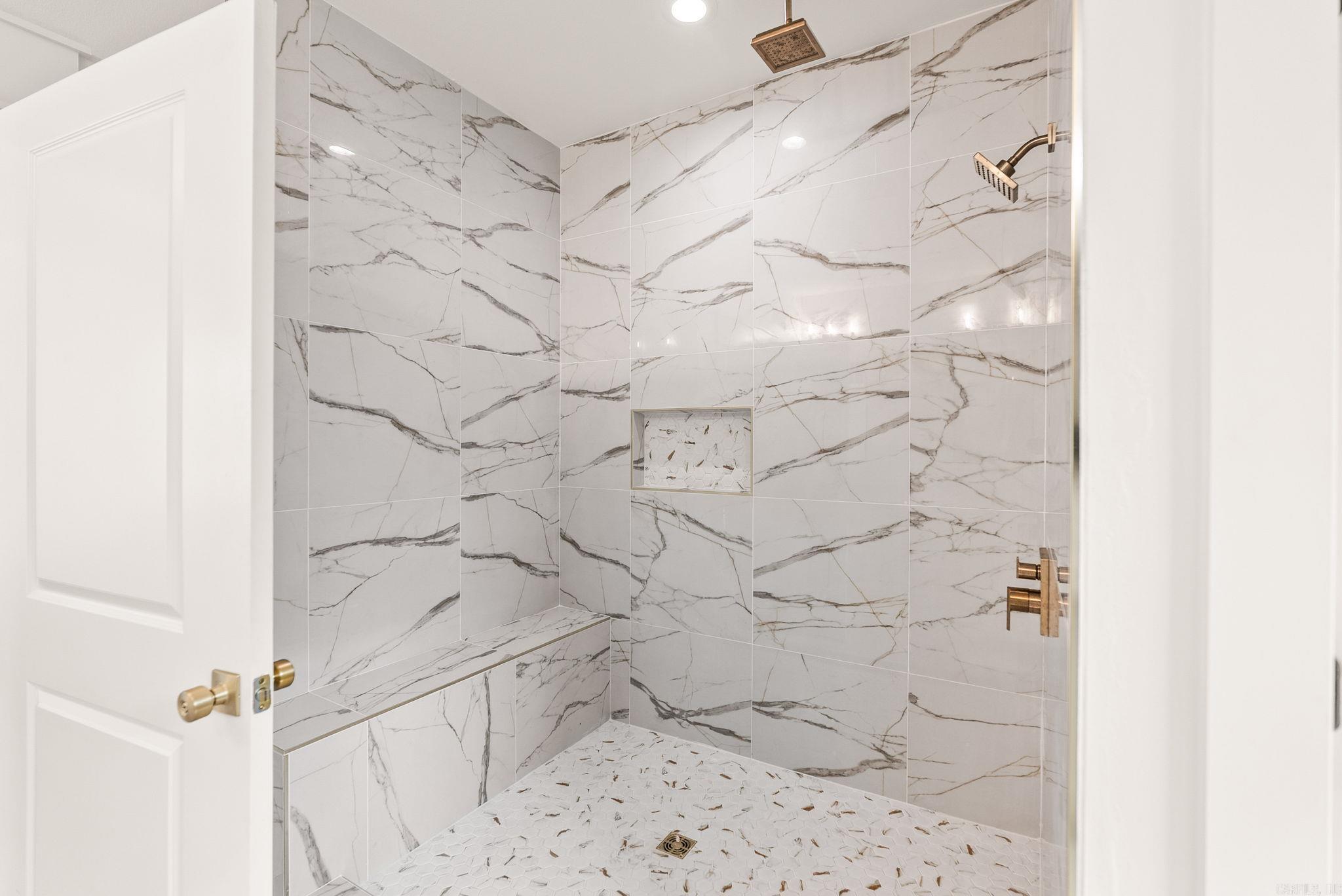 1008 Sussix Loop Property Photo 26