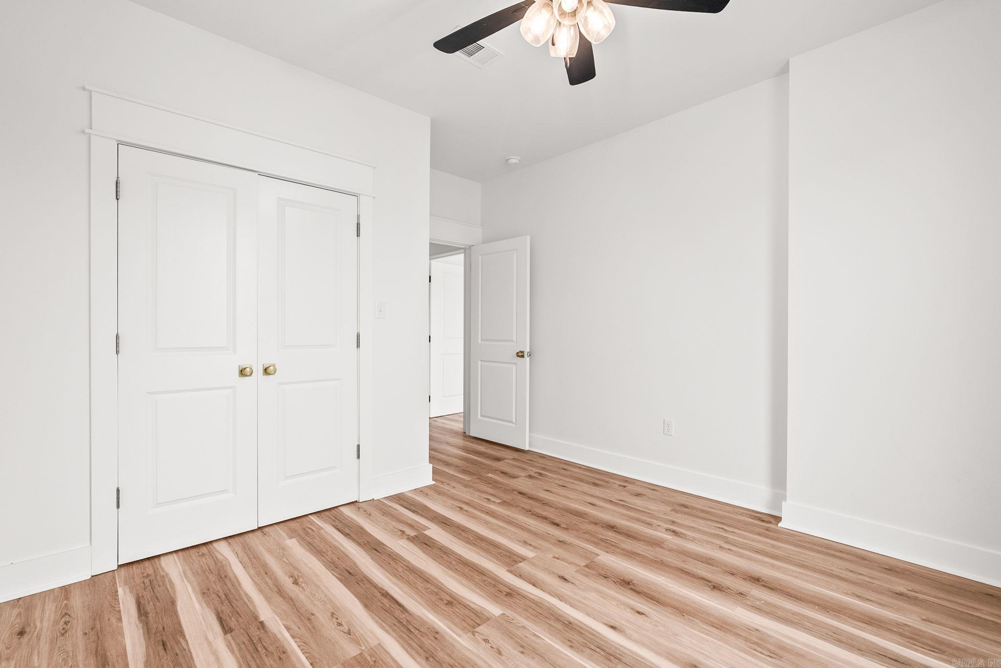 1008 Sussix Loop Property Photo 44