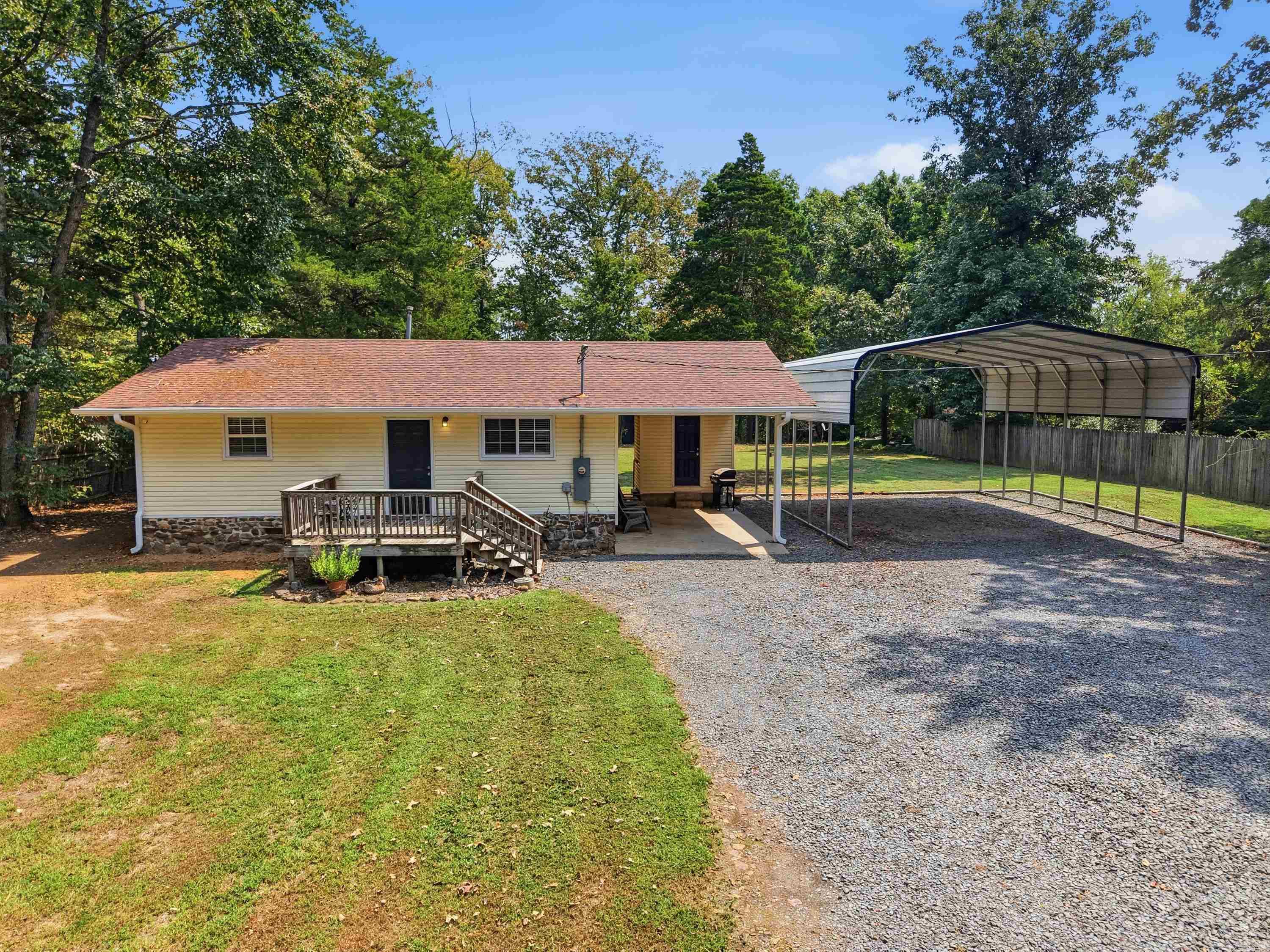 29 Pine Needle Rd. Property Photo 2