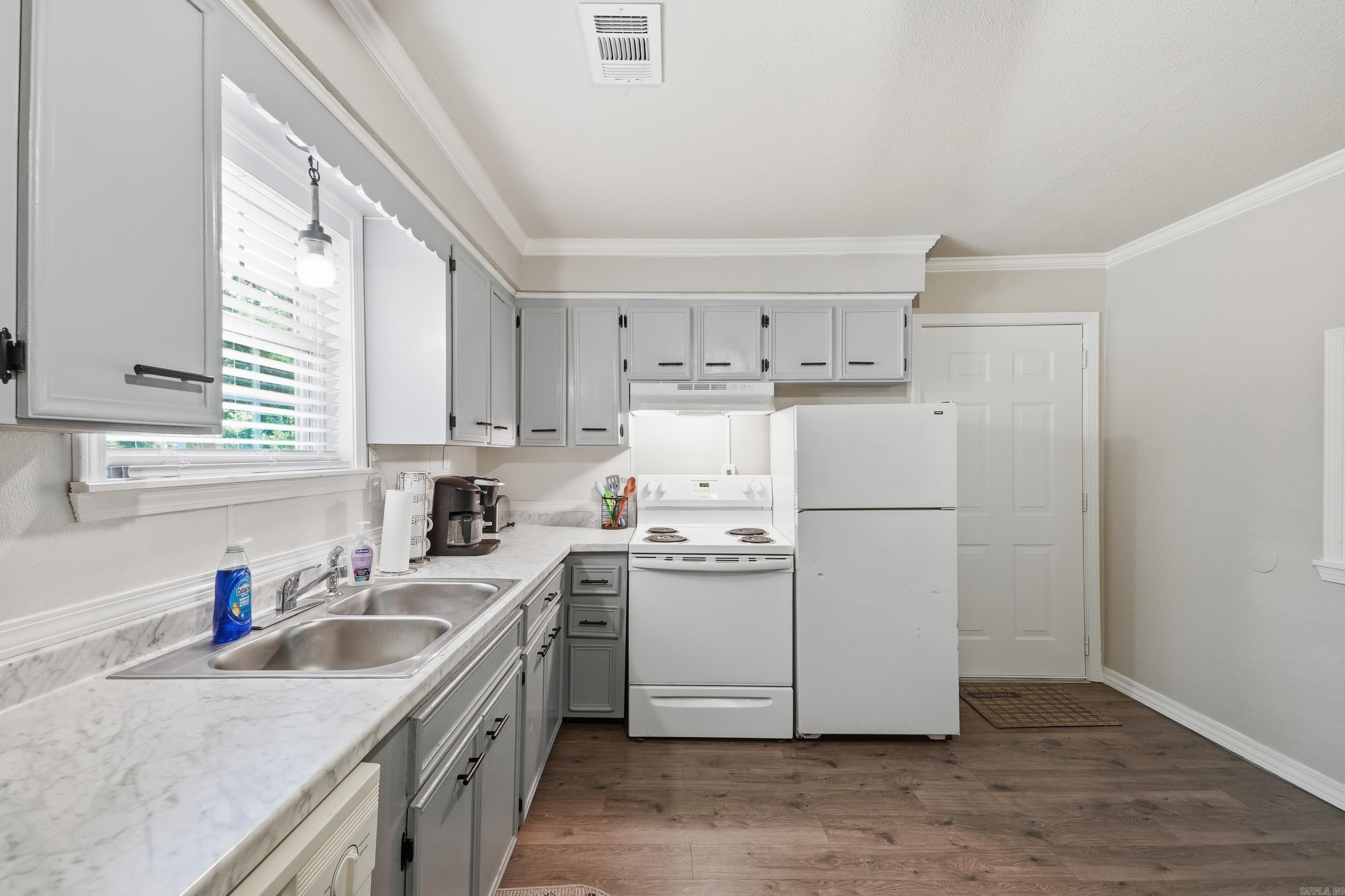 29 Pine Needle Rd. Property Photo 24