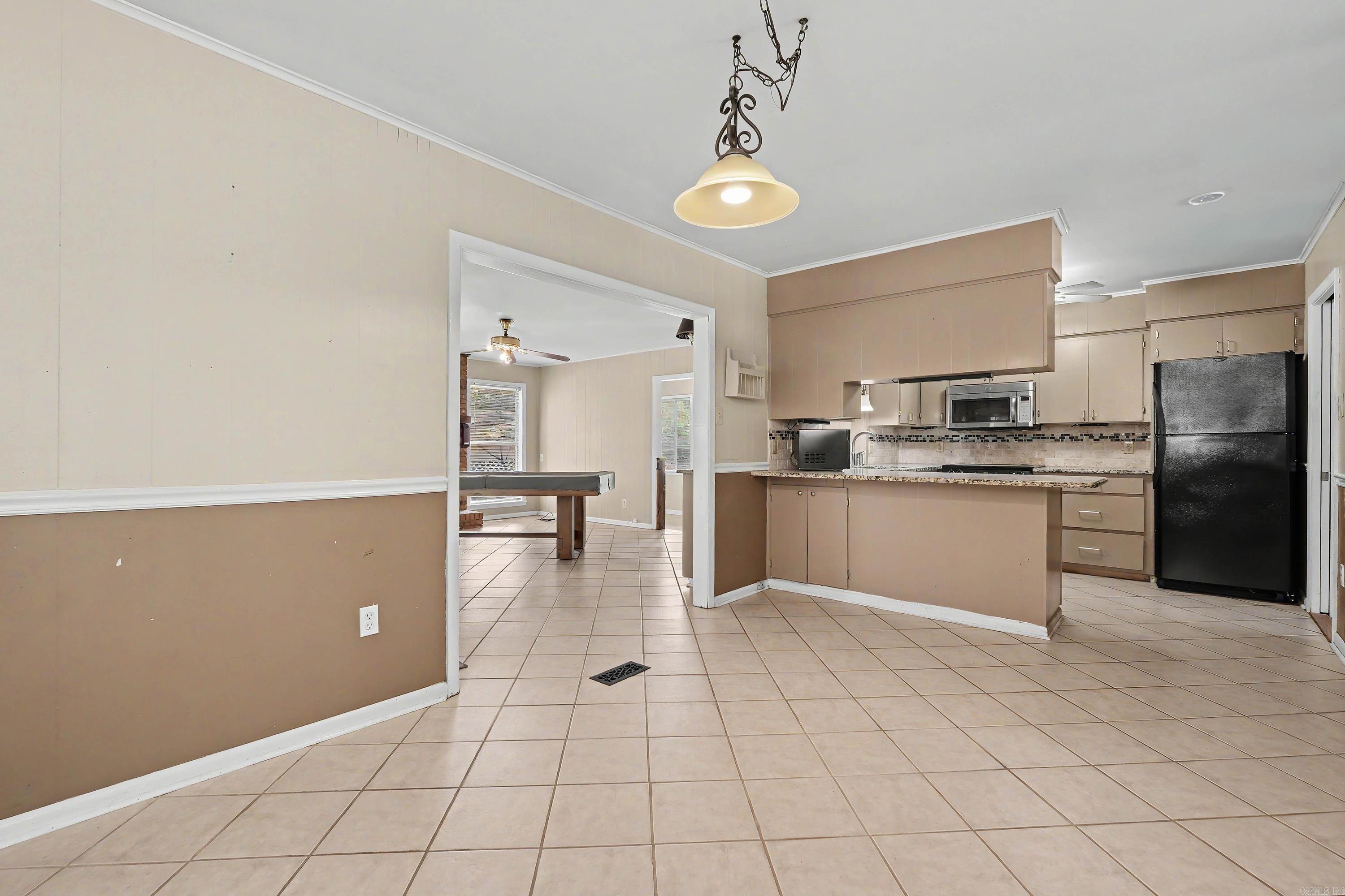5104 N Cedar Property Photo 11