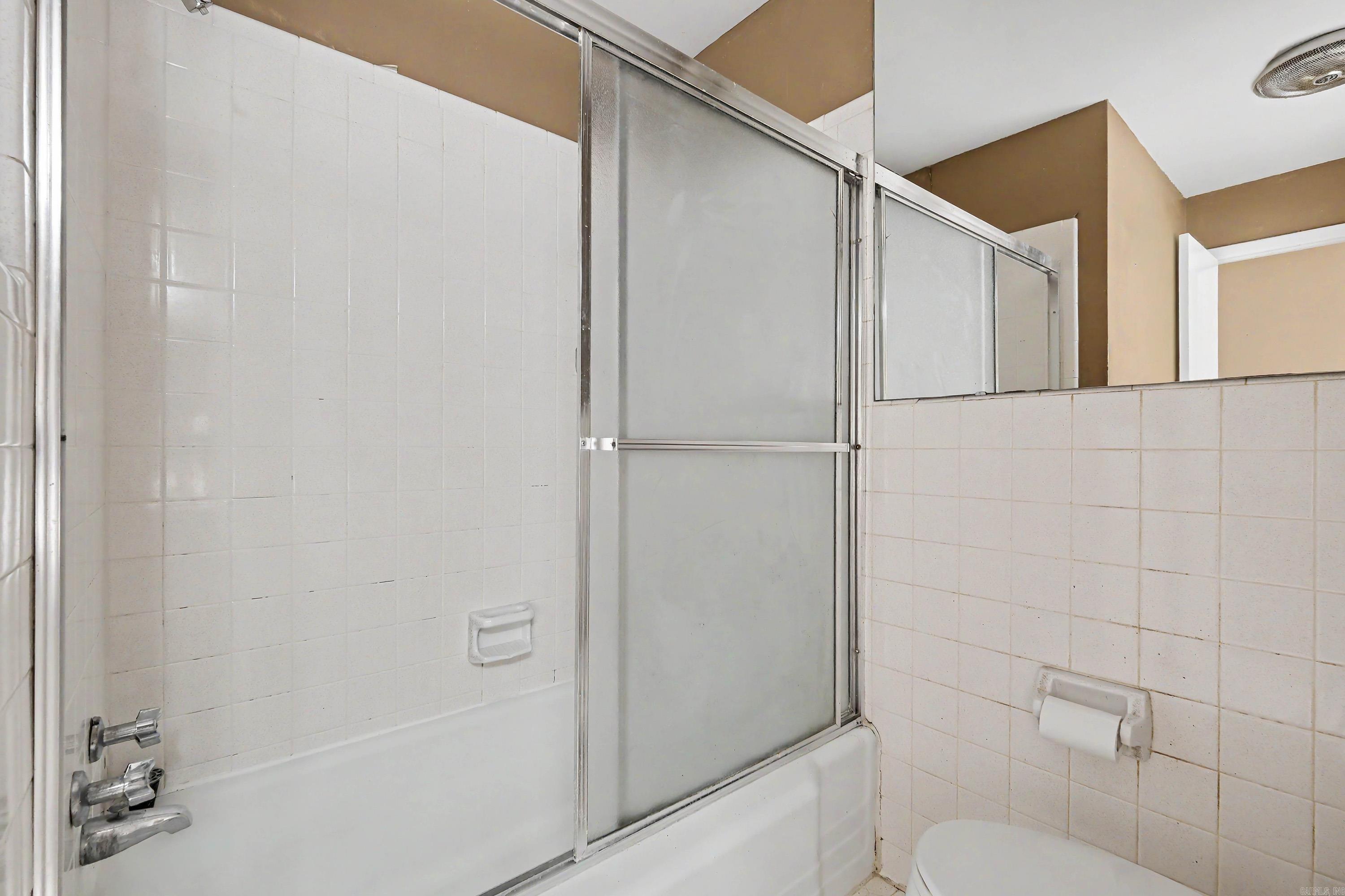 5104 N Cedar Property Photo 32