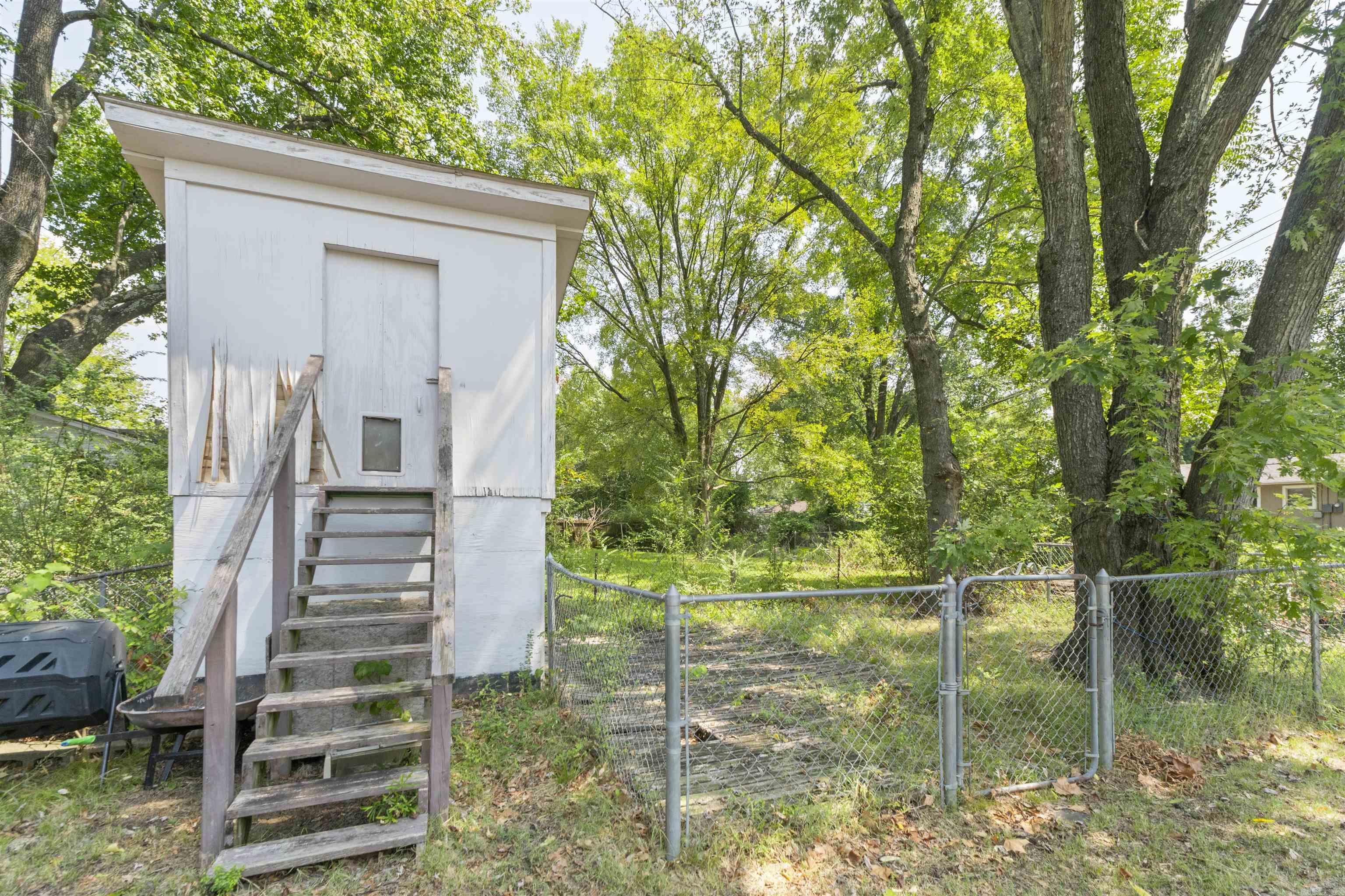 1705 School Drive Property Photo 32