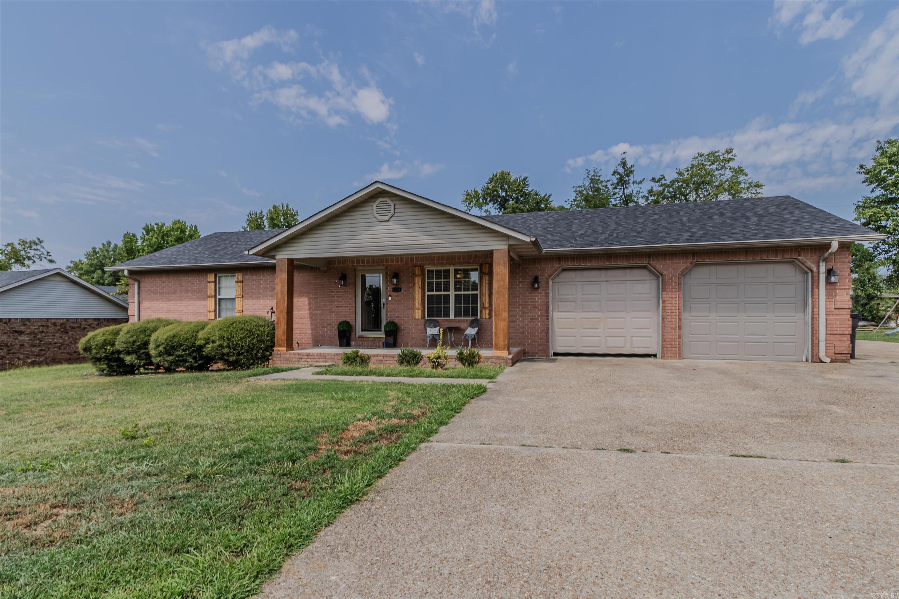 4705 Wise Street Property Photo 1