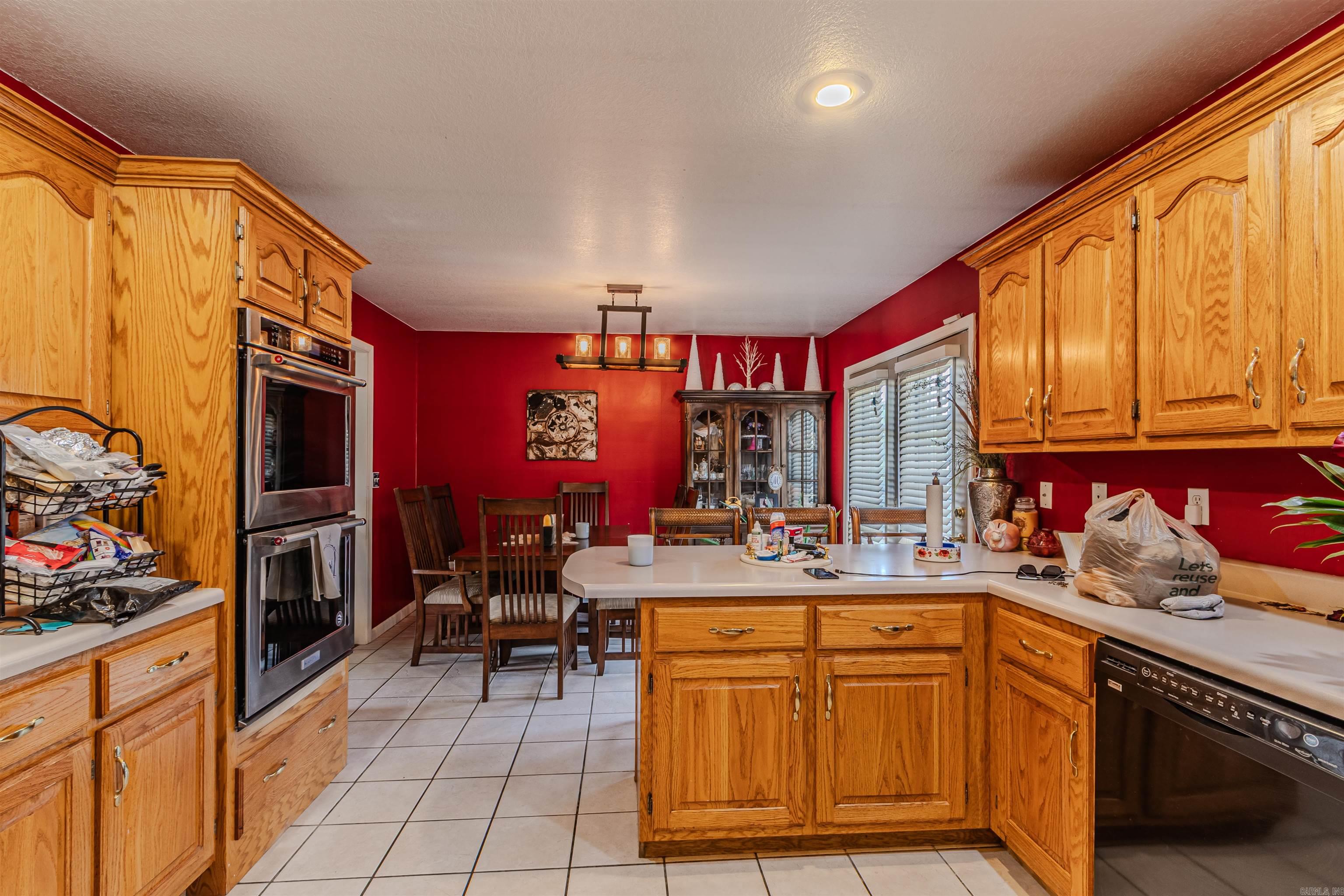 4705 Wise Street Property Photo 4