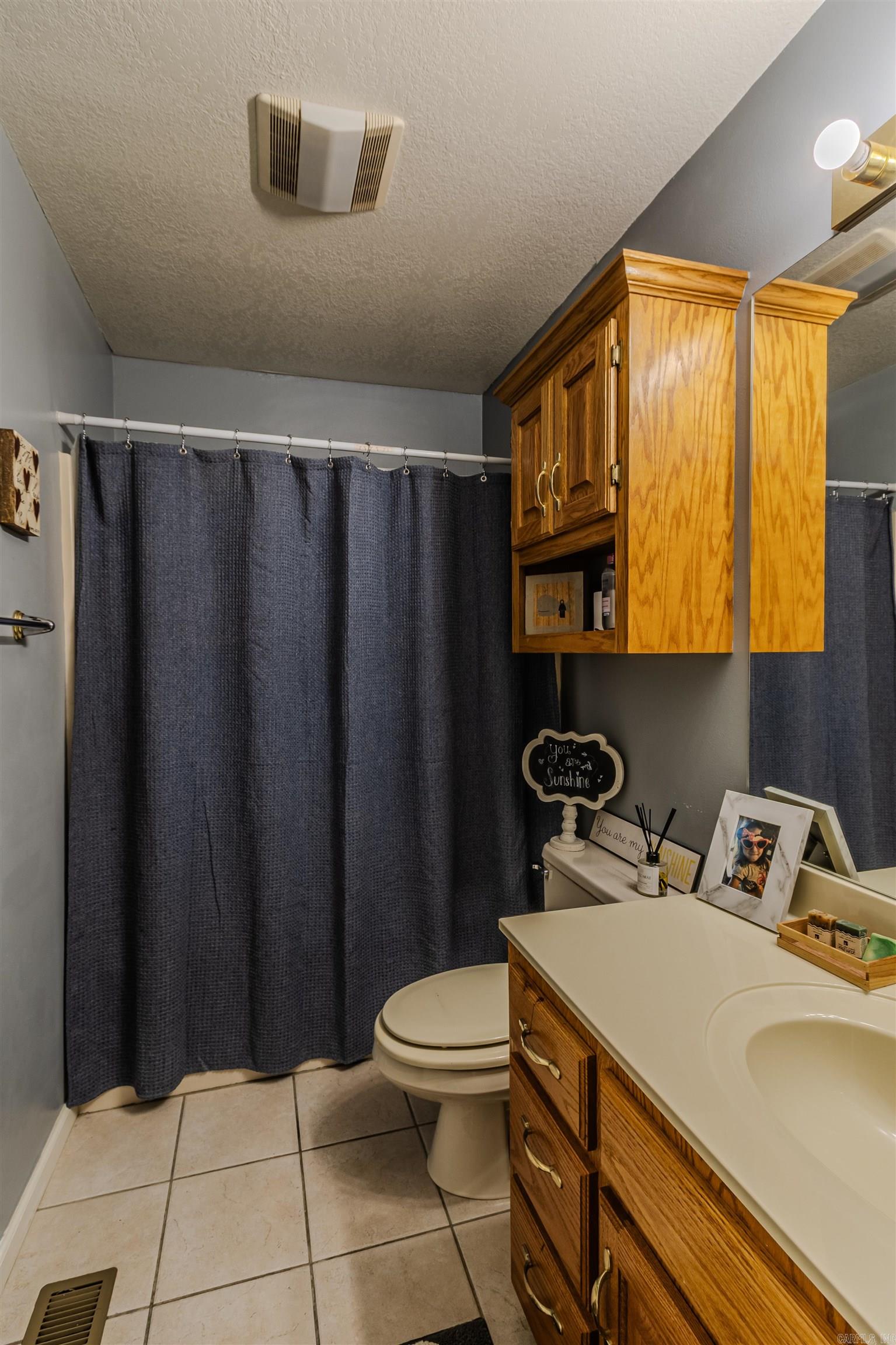 4705 Wise Street Property Photo 10