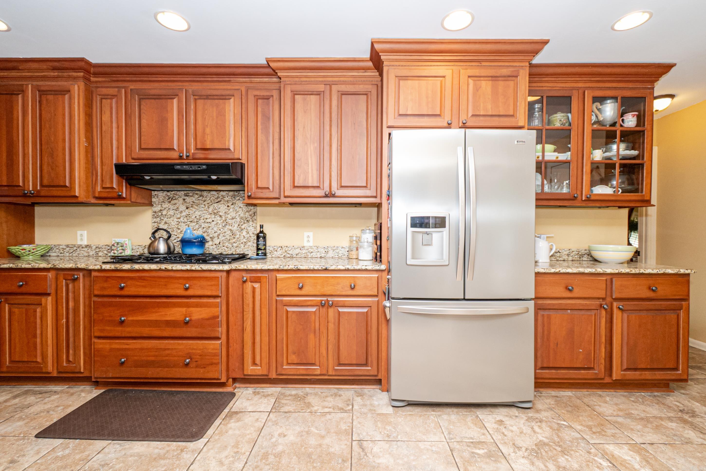 1633 Park Ln Property Photo 15
