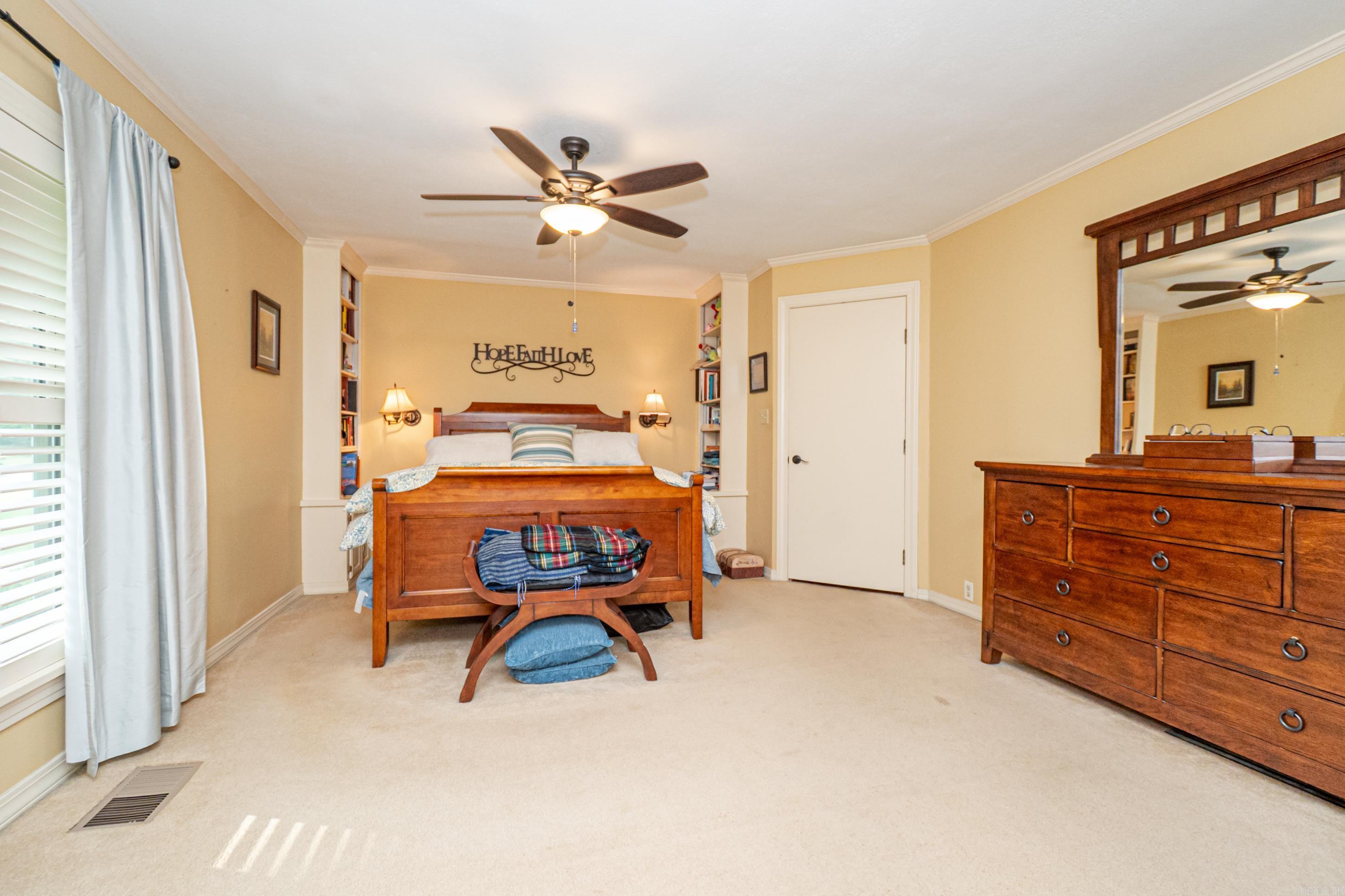 1633 Park Ln Property Photo 29