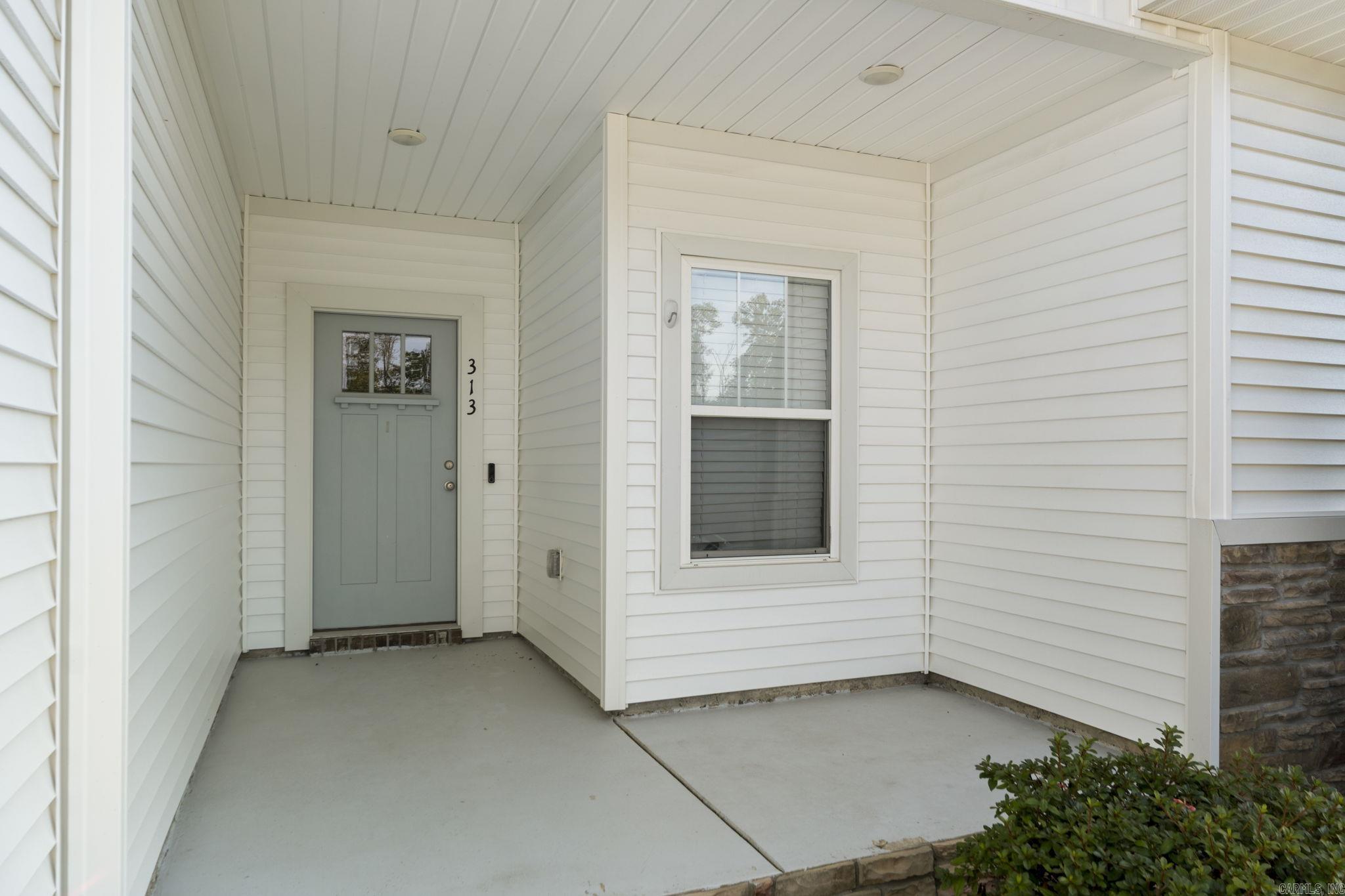 313 Kings Ranch Drive Property Photo 5