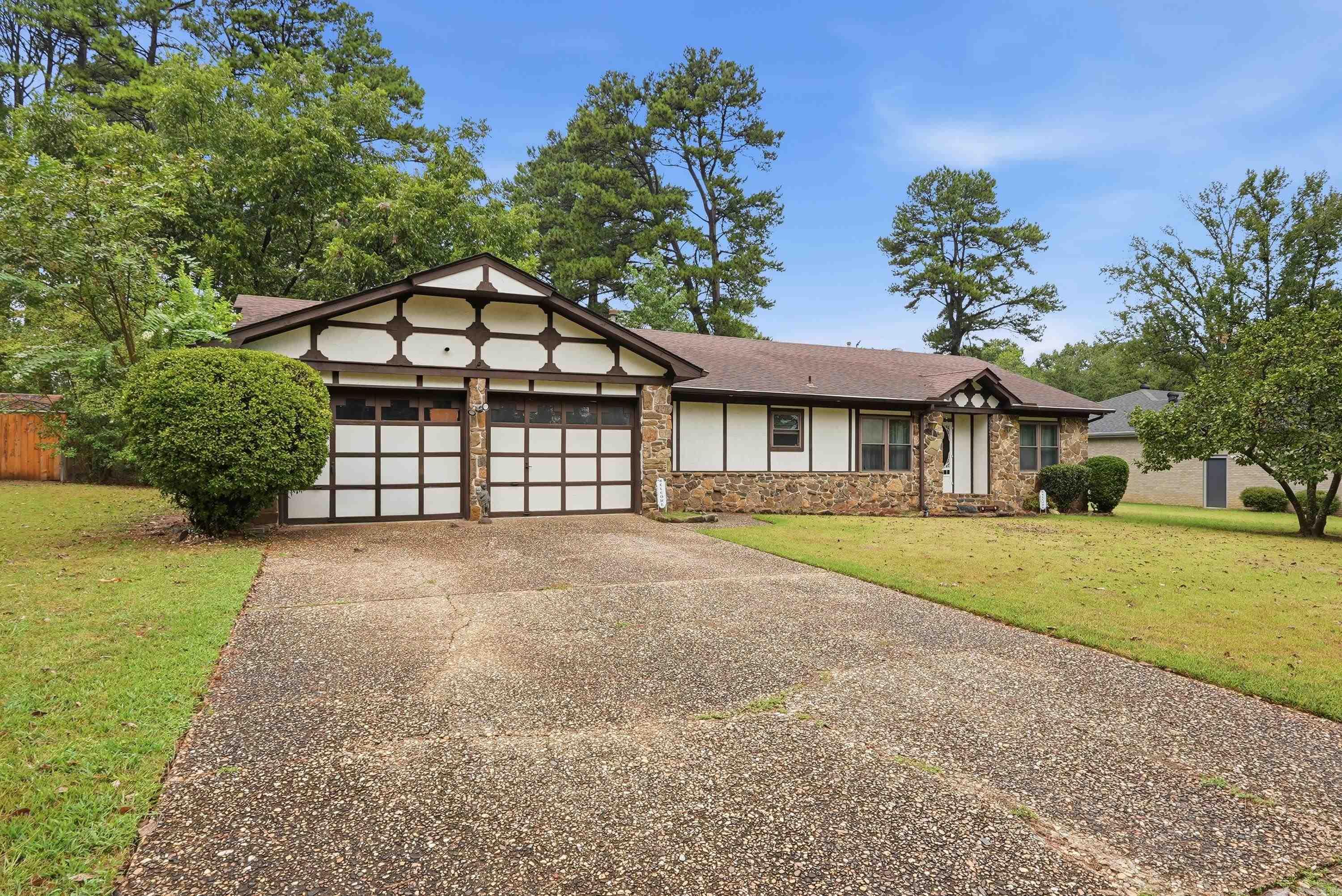 5 Club Rd Property Photo 1