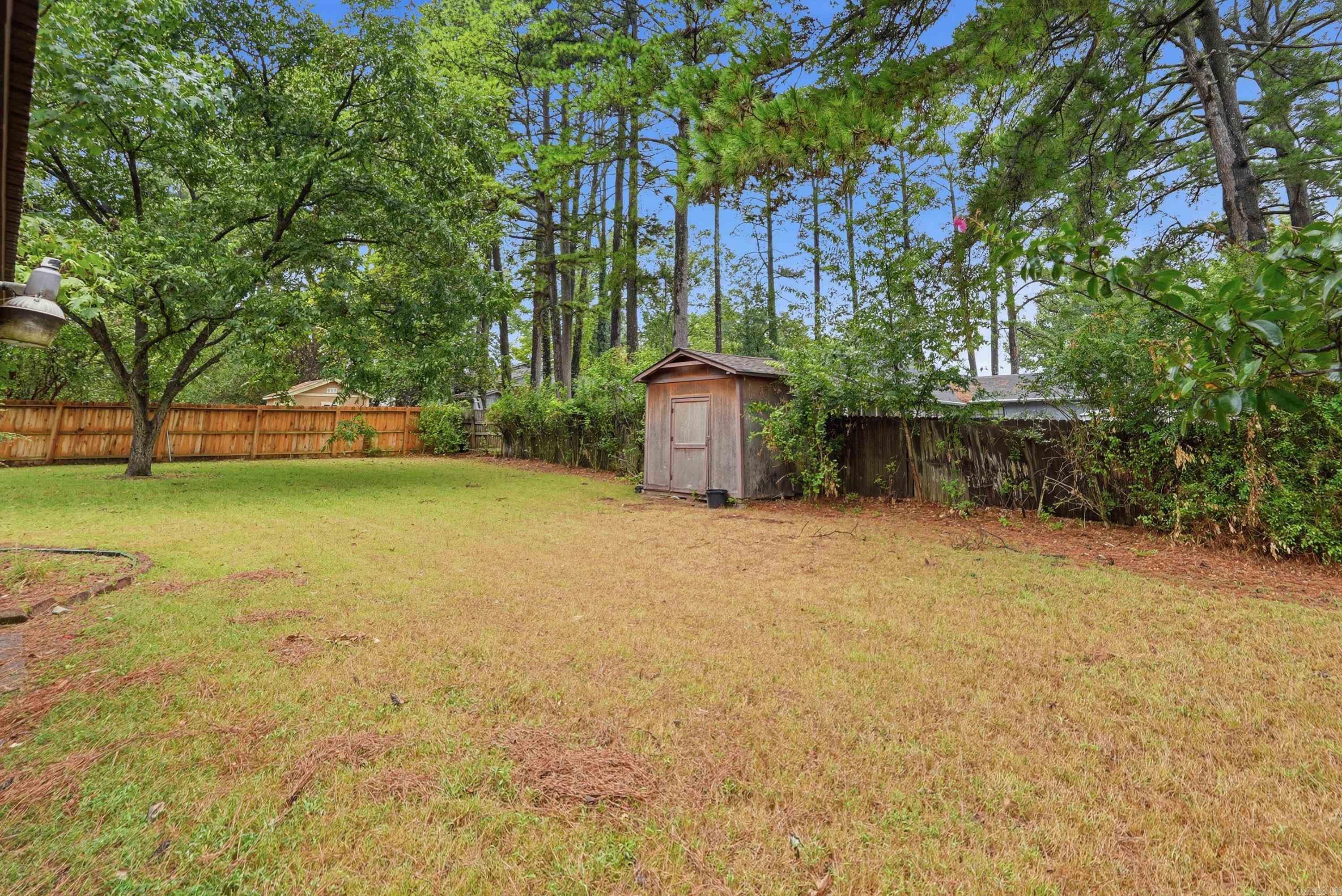 5 Club Rd Property Photo 39