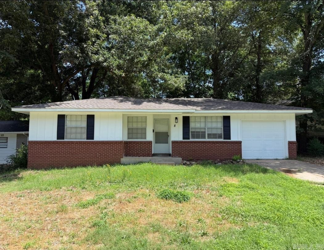 8 Glendale Drive Property Photo 1