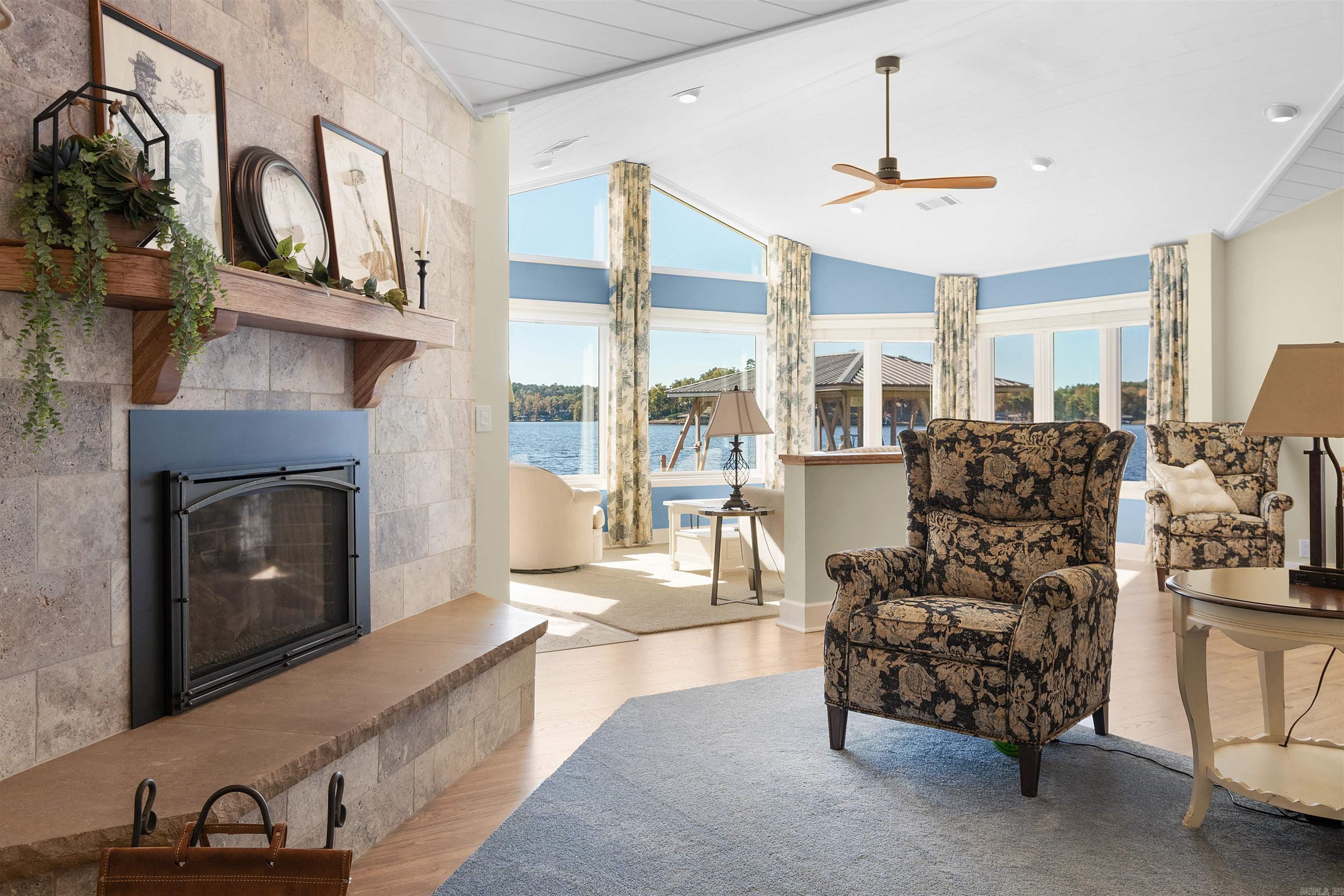 13 Adoracion Point Property Photo 6