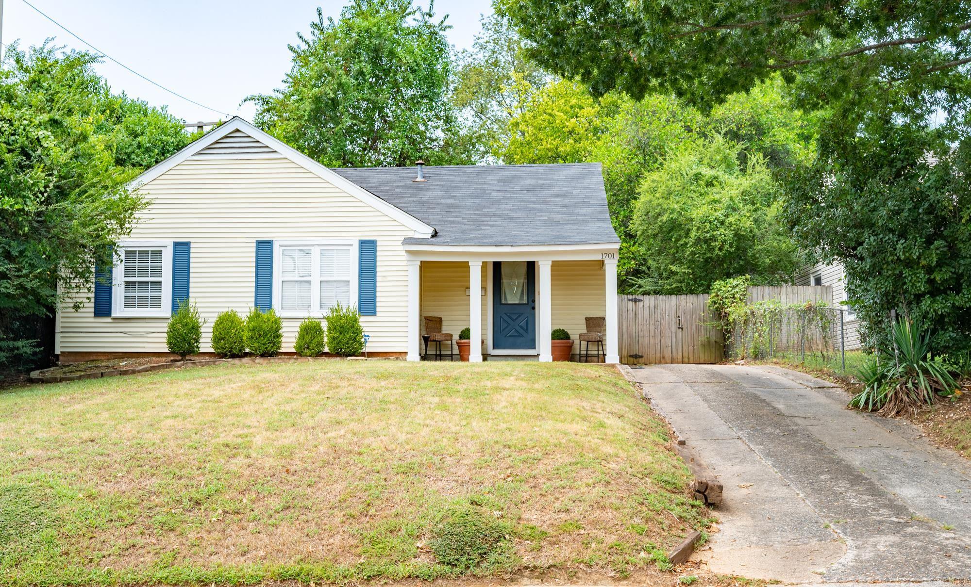 1701 Magnolia Avenue Property Photo 1
