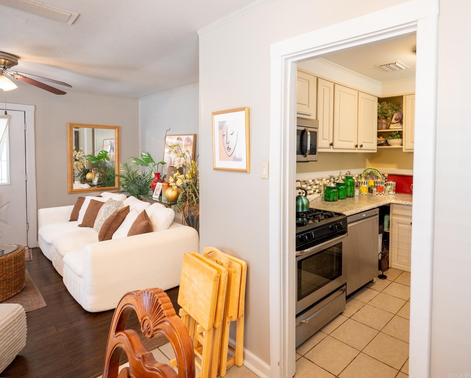 1701 Magnolia Avenue Property Photo 11