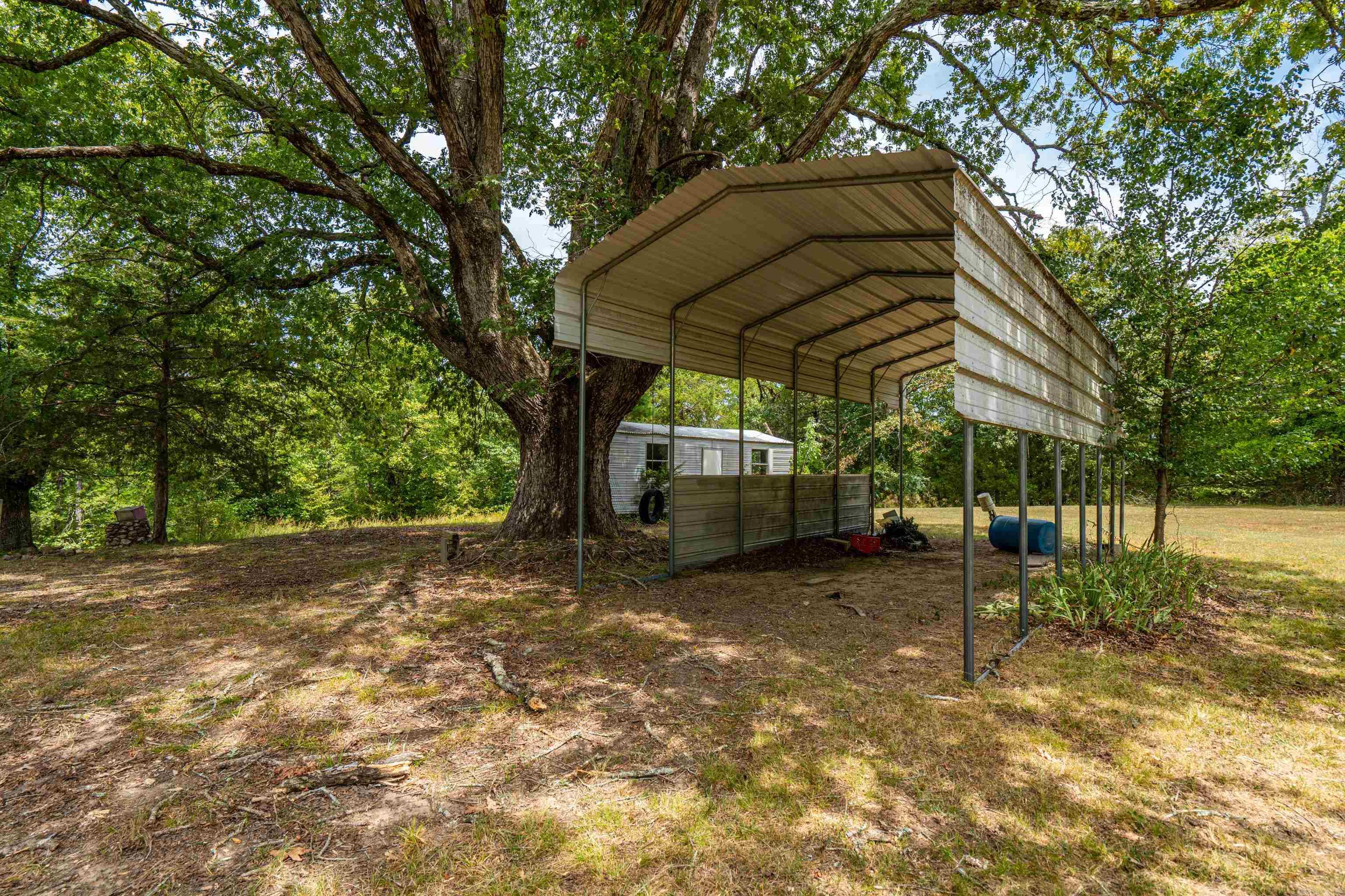 988 Tabor Mountain Road Property Photo 8