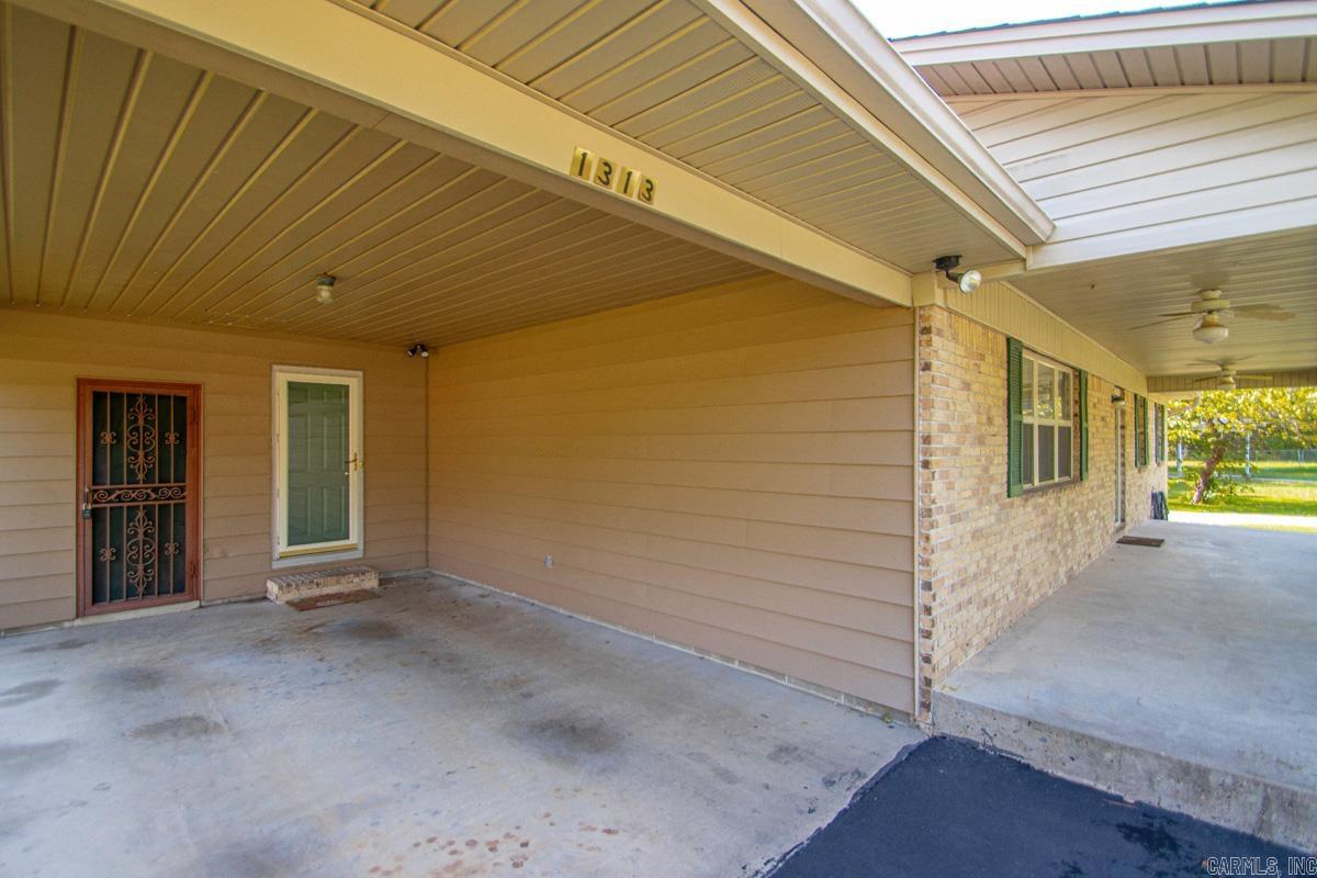 1313 Bayer Street Property Photo 5